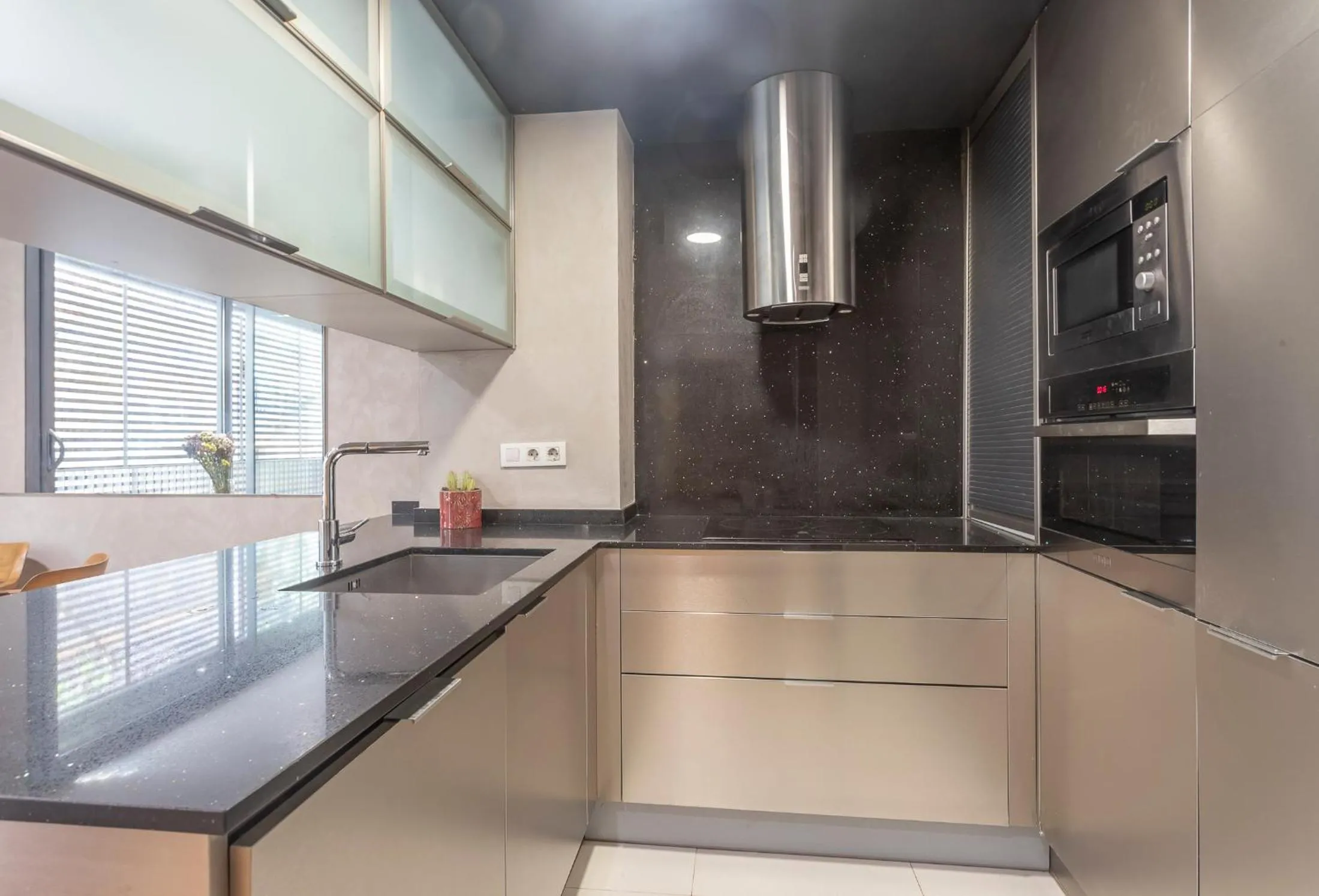 kitchen in Apartment Barcelona Rentals - Gracia Pool Apartments Center