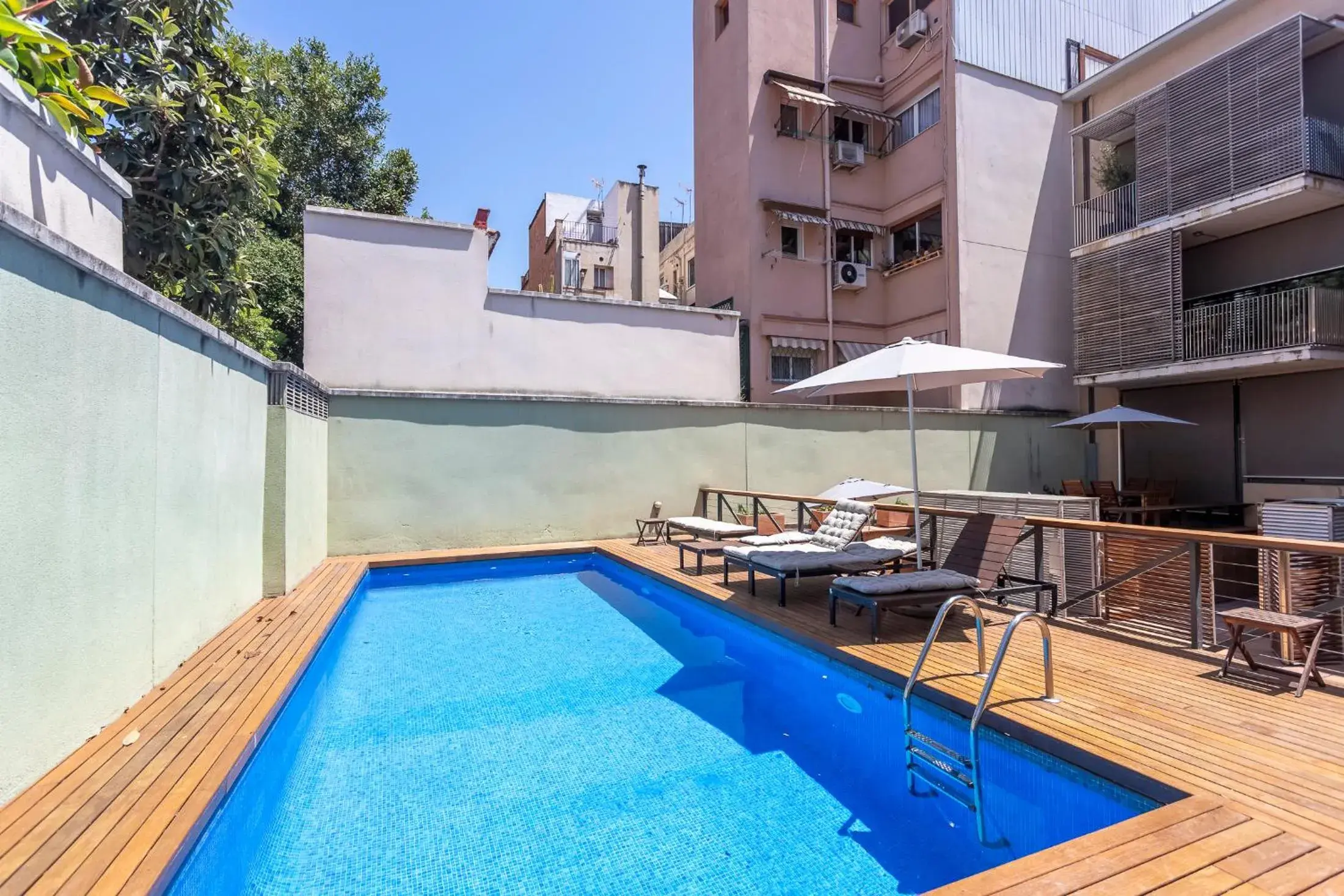 Apartment Barcelona Rentals - Gracia Pool Apartments Center Apartment Barcelona Rentals - Gracia Pool Apartments Center