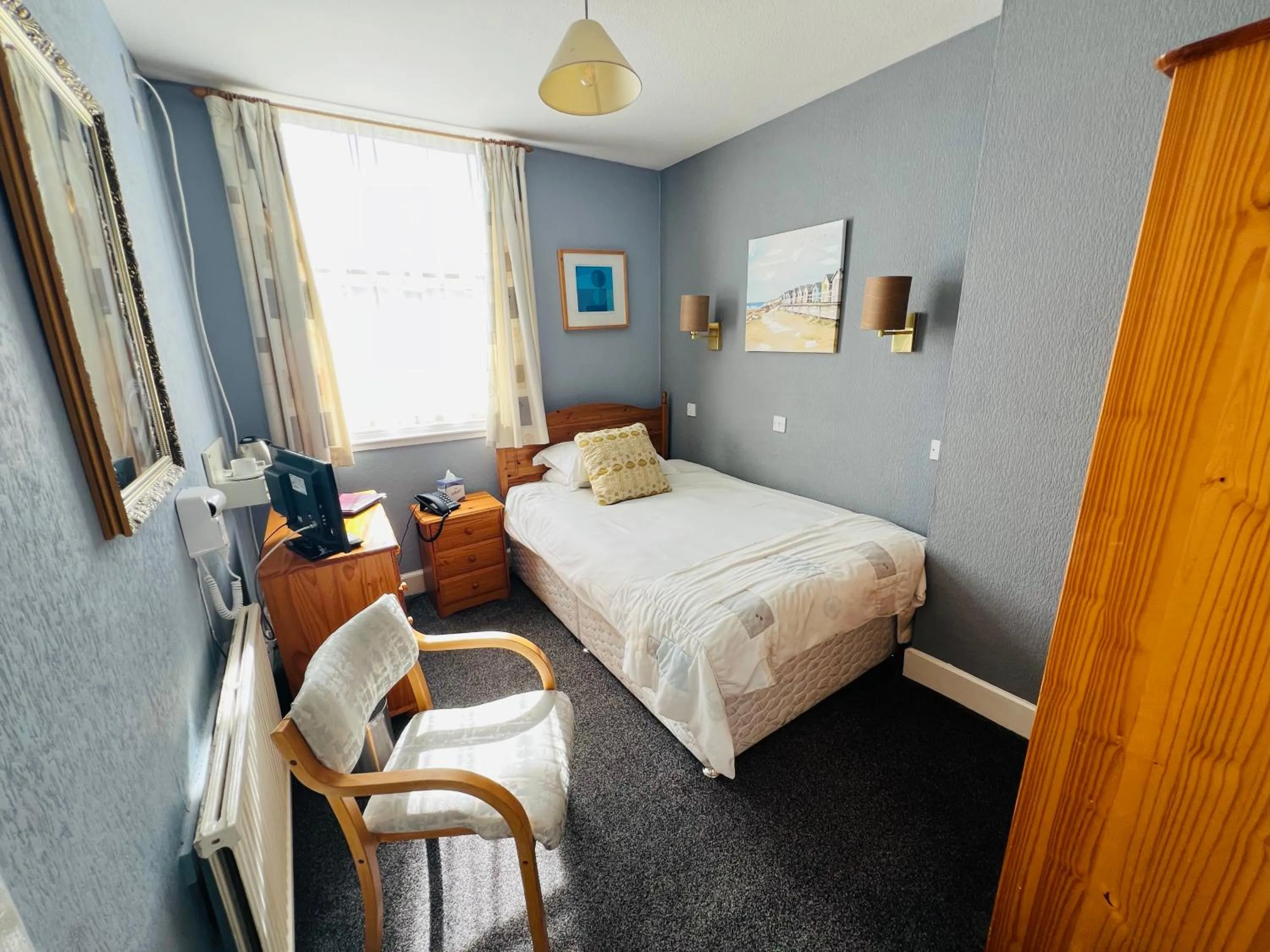 Bed in The George Hotel