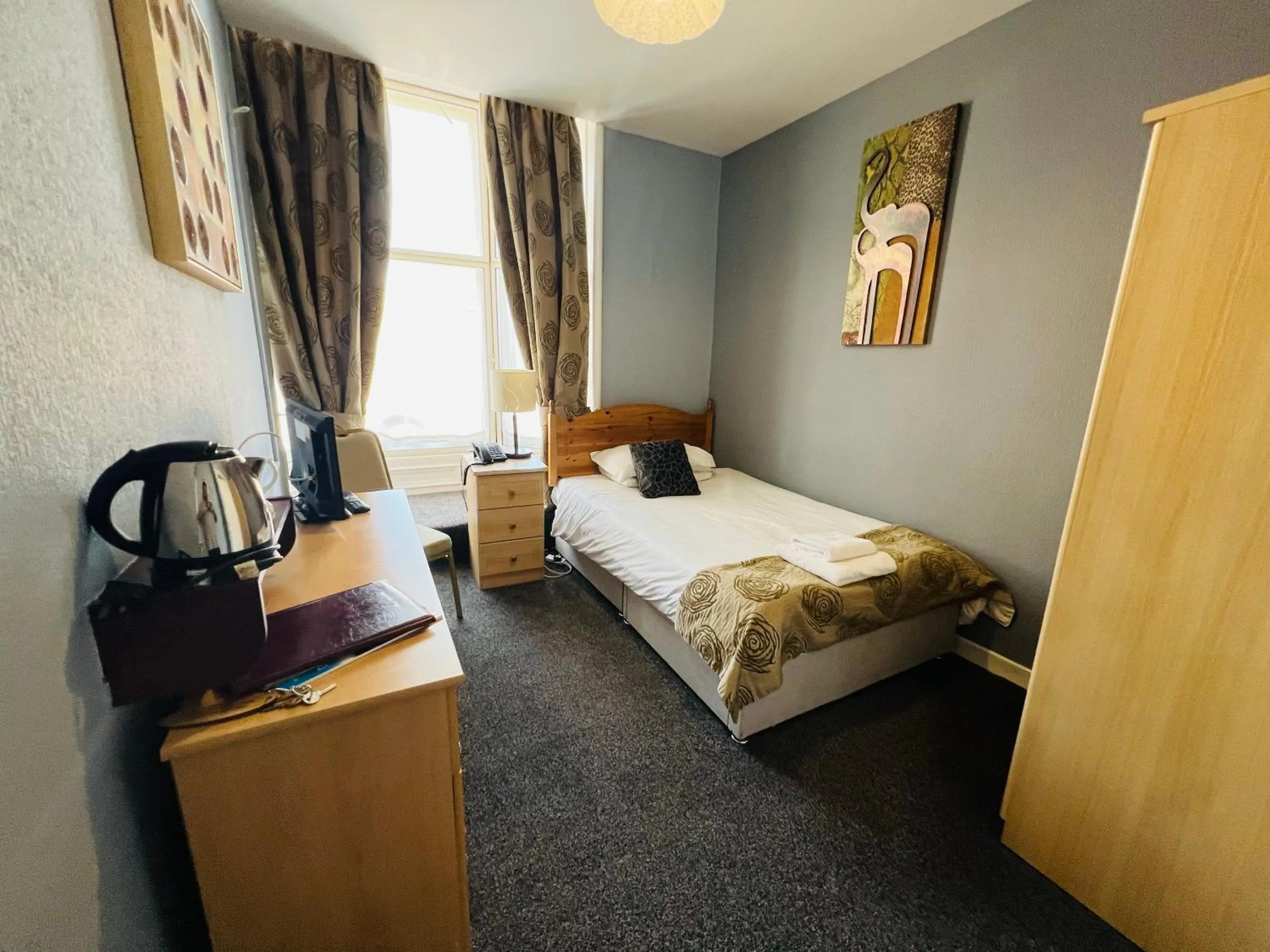 Bed in The George Hotel