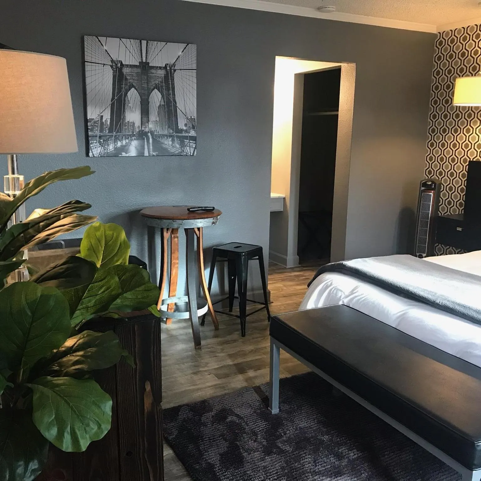 Bed in Shell Beach Inn