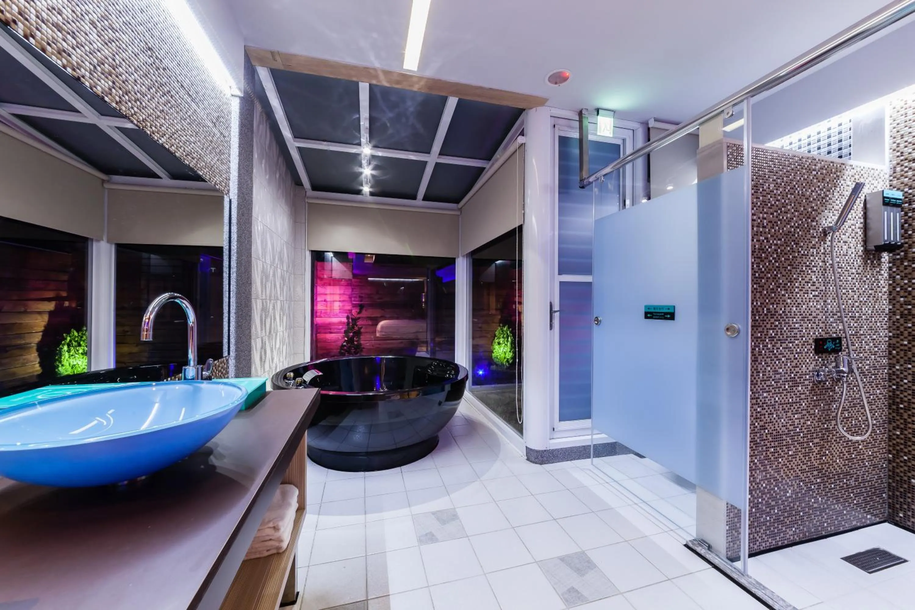 Bathroom in TY Motel