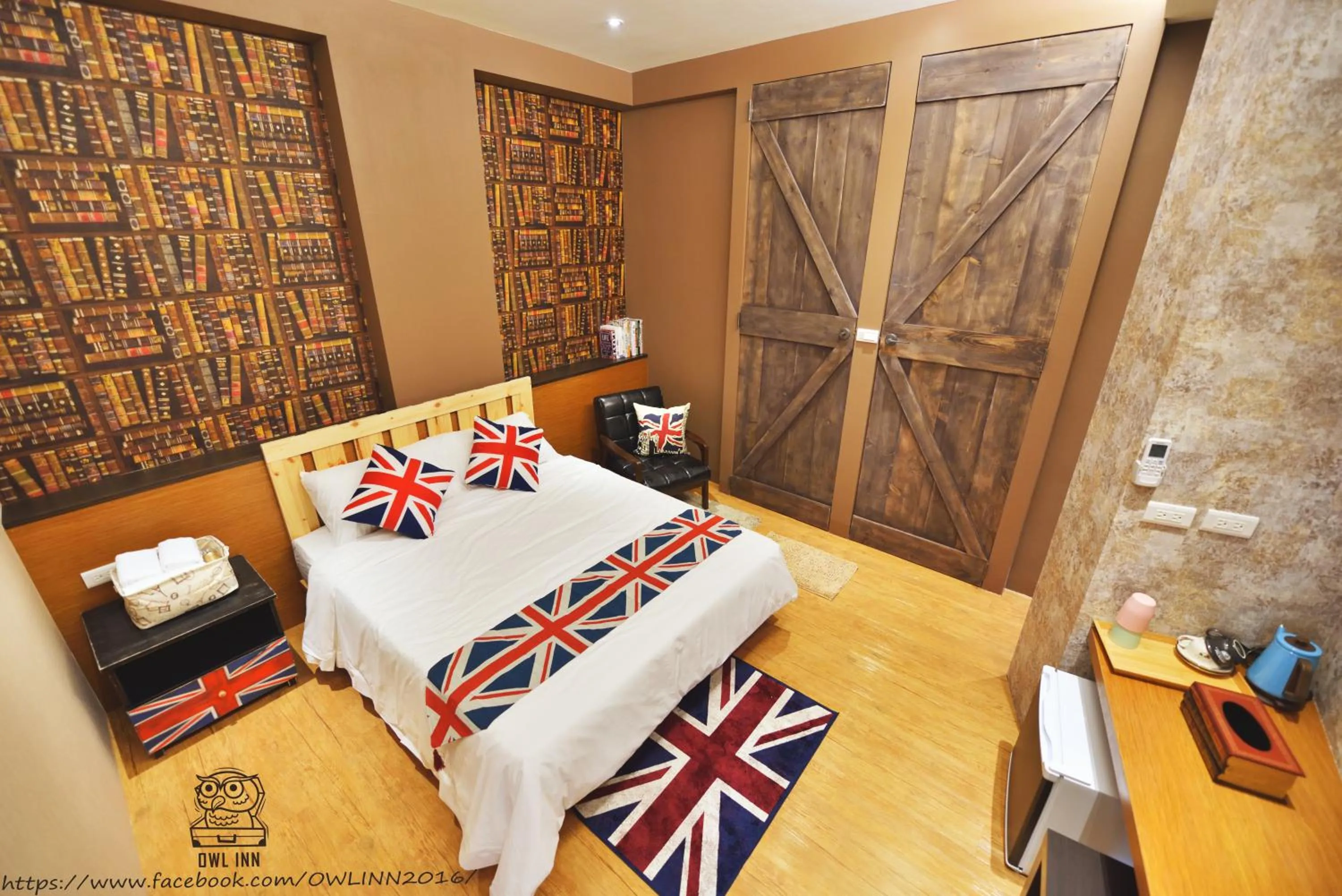 Photo of the whole room in Owl Inn