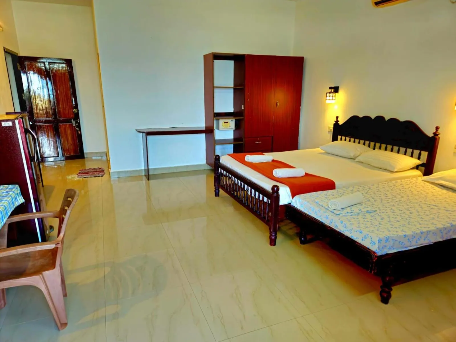 Bed in Orion Seaview Beach Hotel