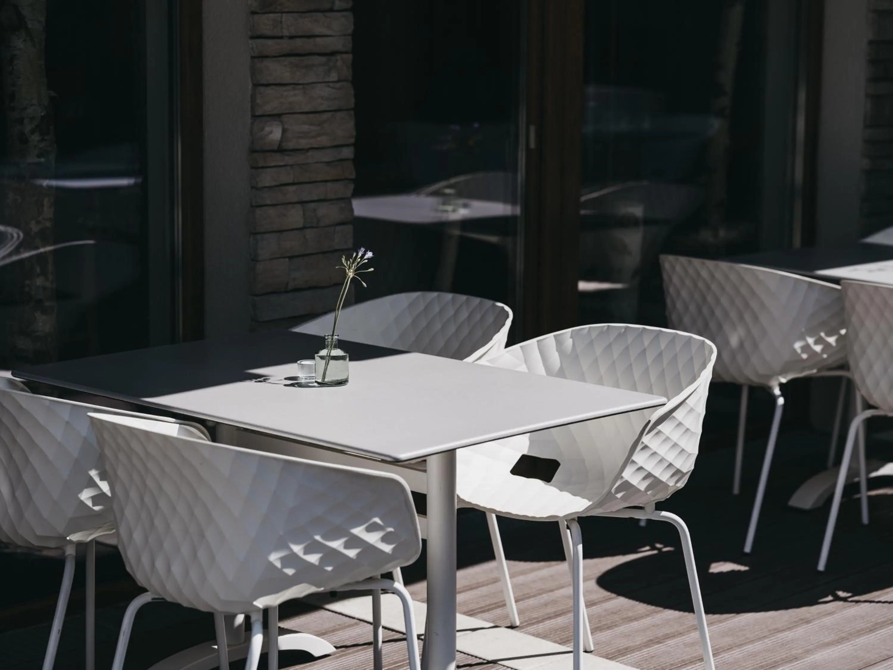 Dining area in VAYA Sölden inkl Ötztal Inside Summer Card