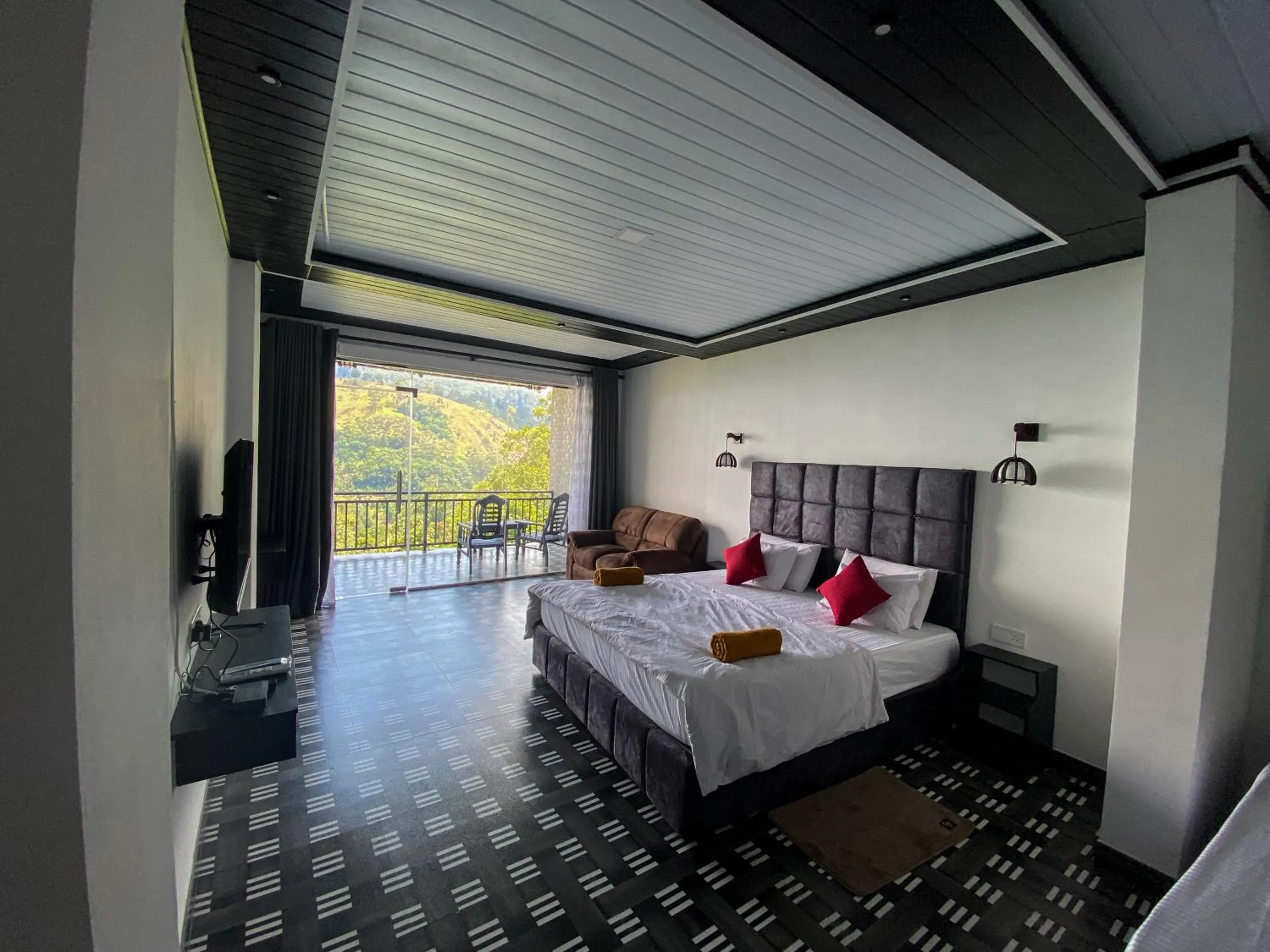 Bed in Paraiso Guest House