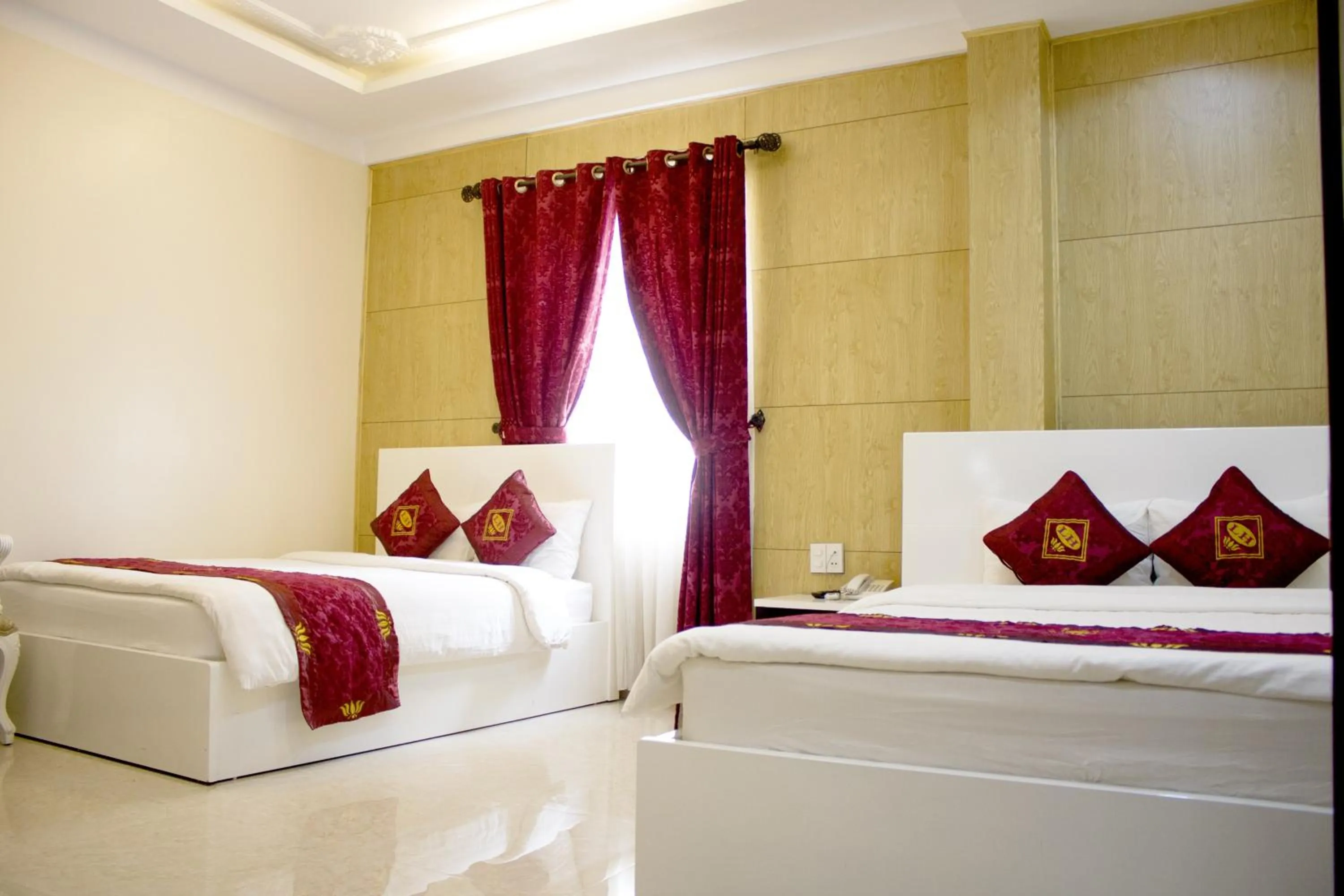 Photo of the whole room in Phước Sơn Hotel