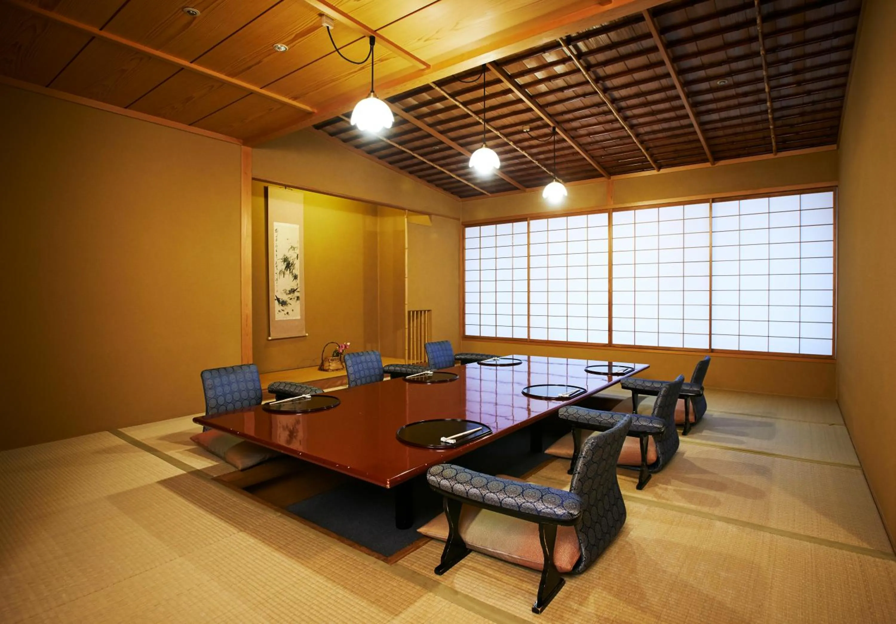 Restaurant/places to eat in Yamatoya Honten