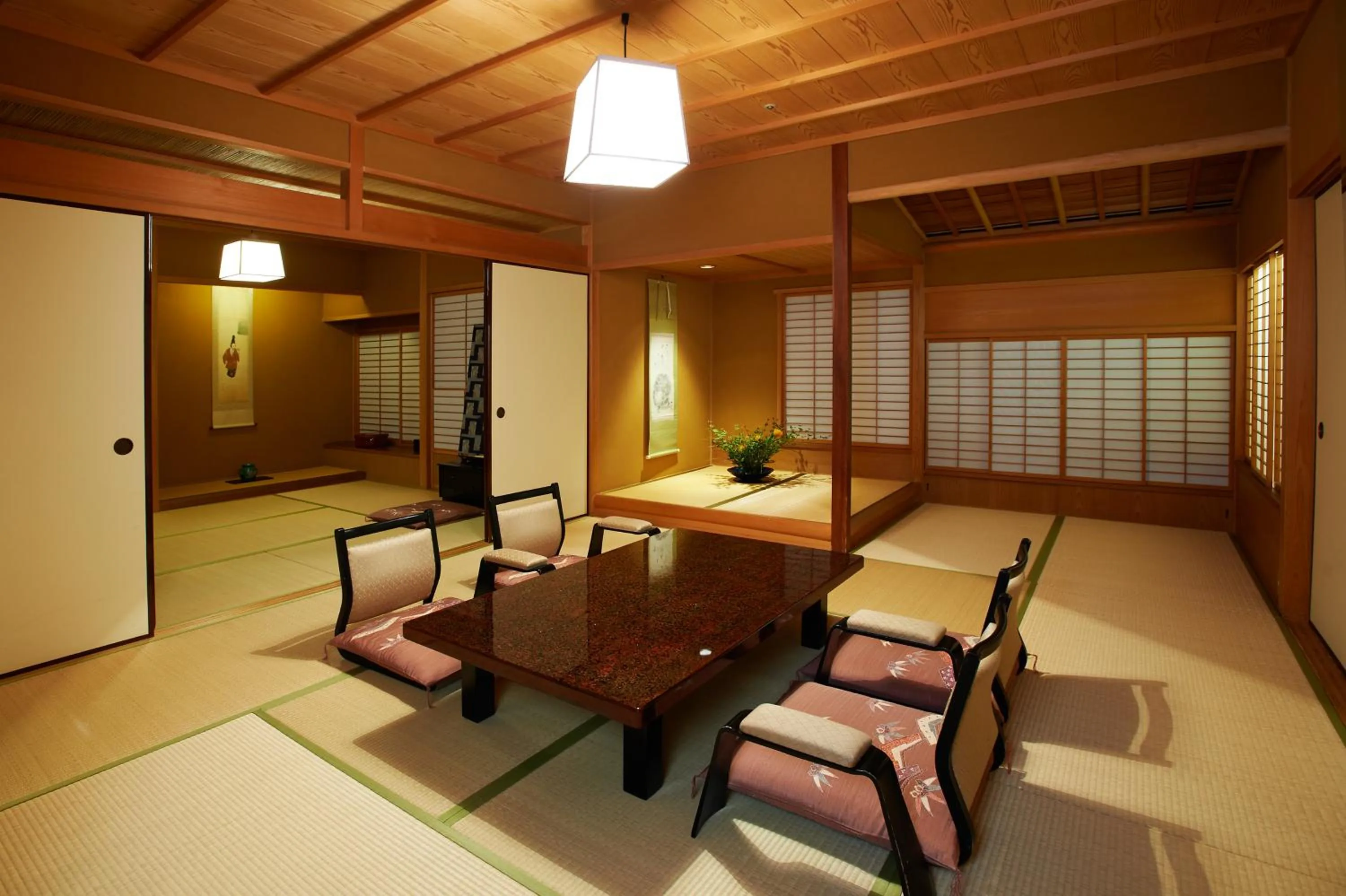 Photo of the whole room in Yamatoya Honten
