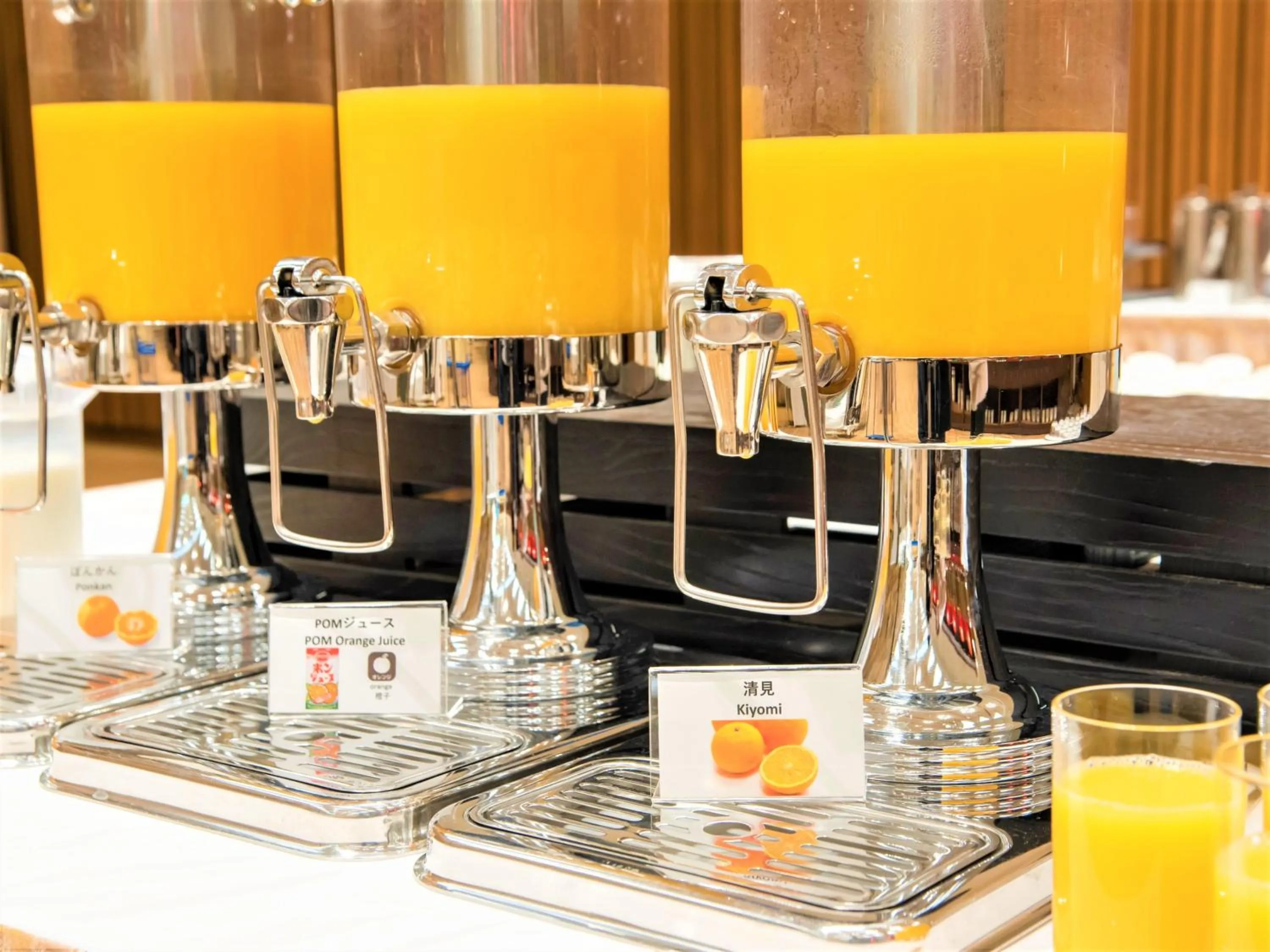 Breakfast in Yamatoya Honten