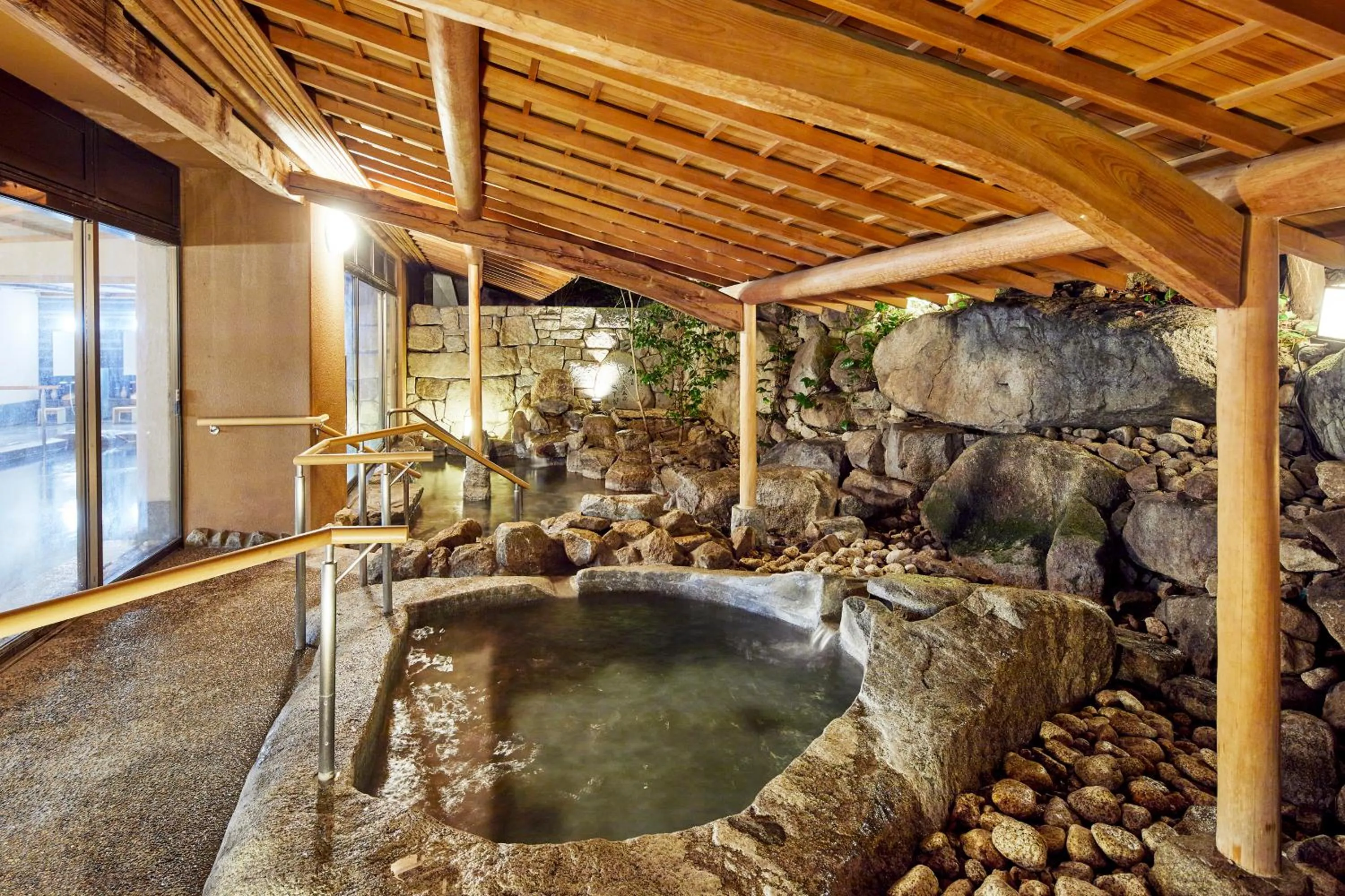 Hot Spring Bath in Yamatoya Honten