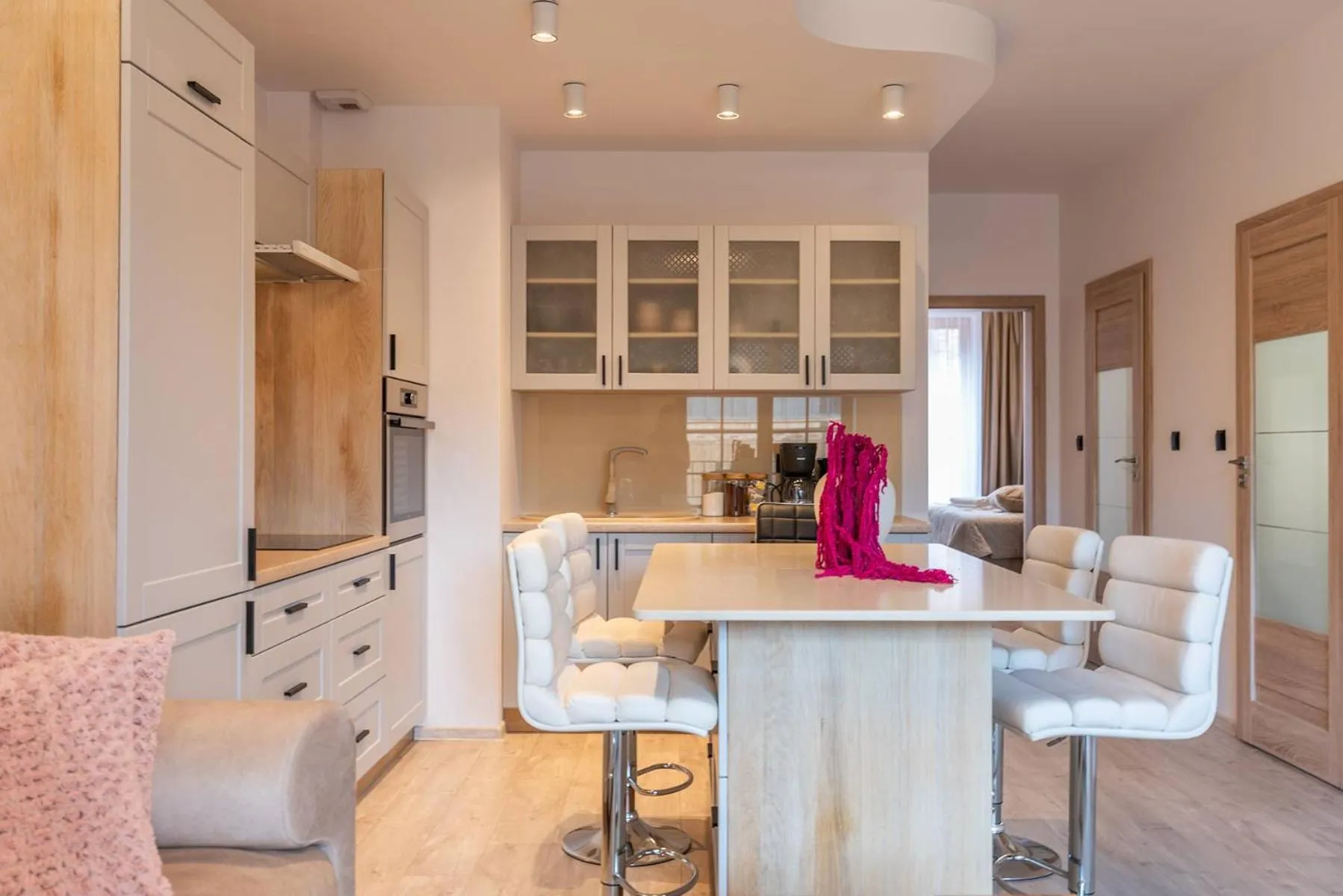 Kitchen or kitchenette in City Lights Apartments