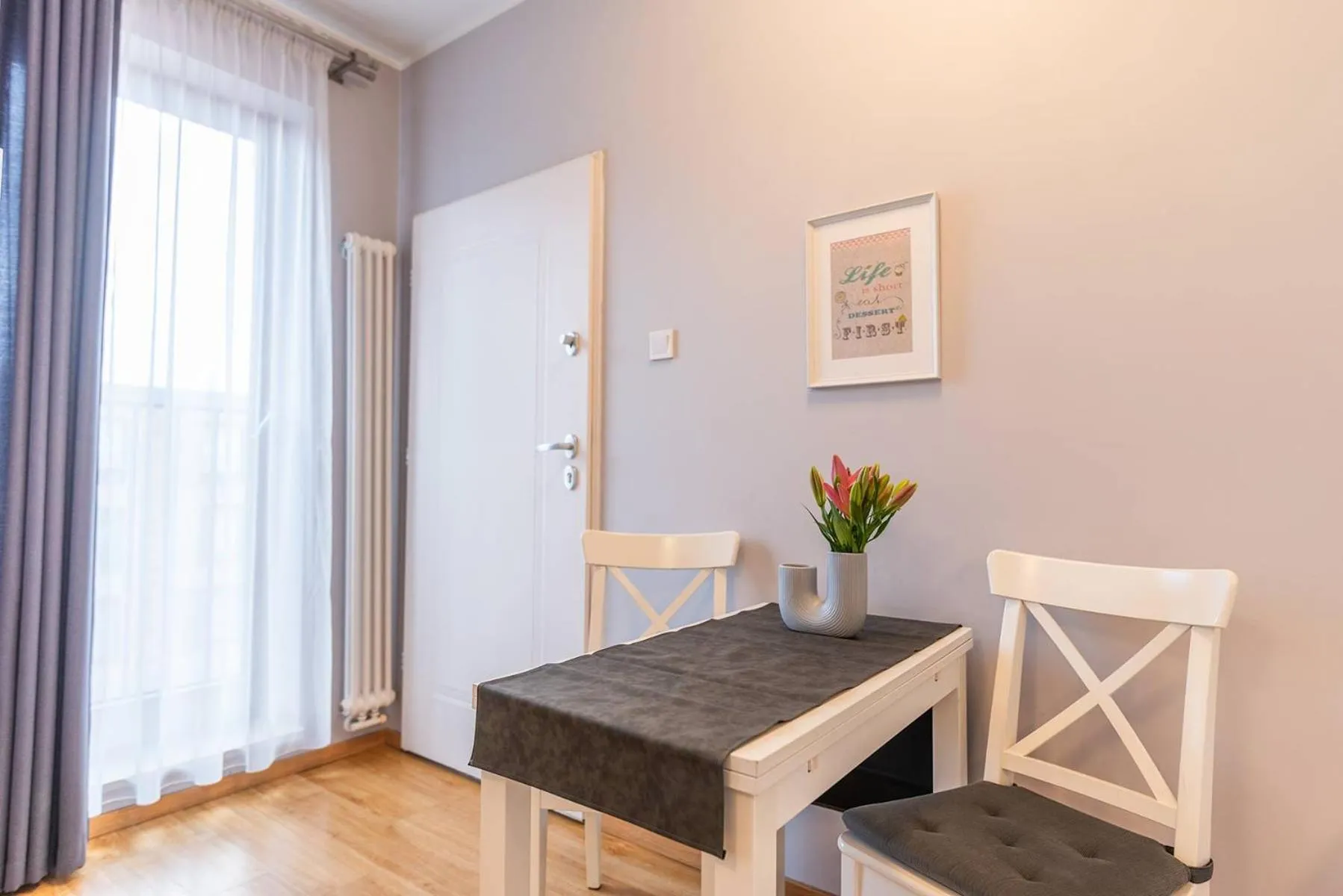 Seating area in City Lights Apartments