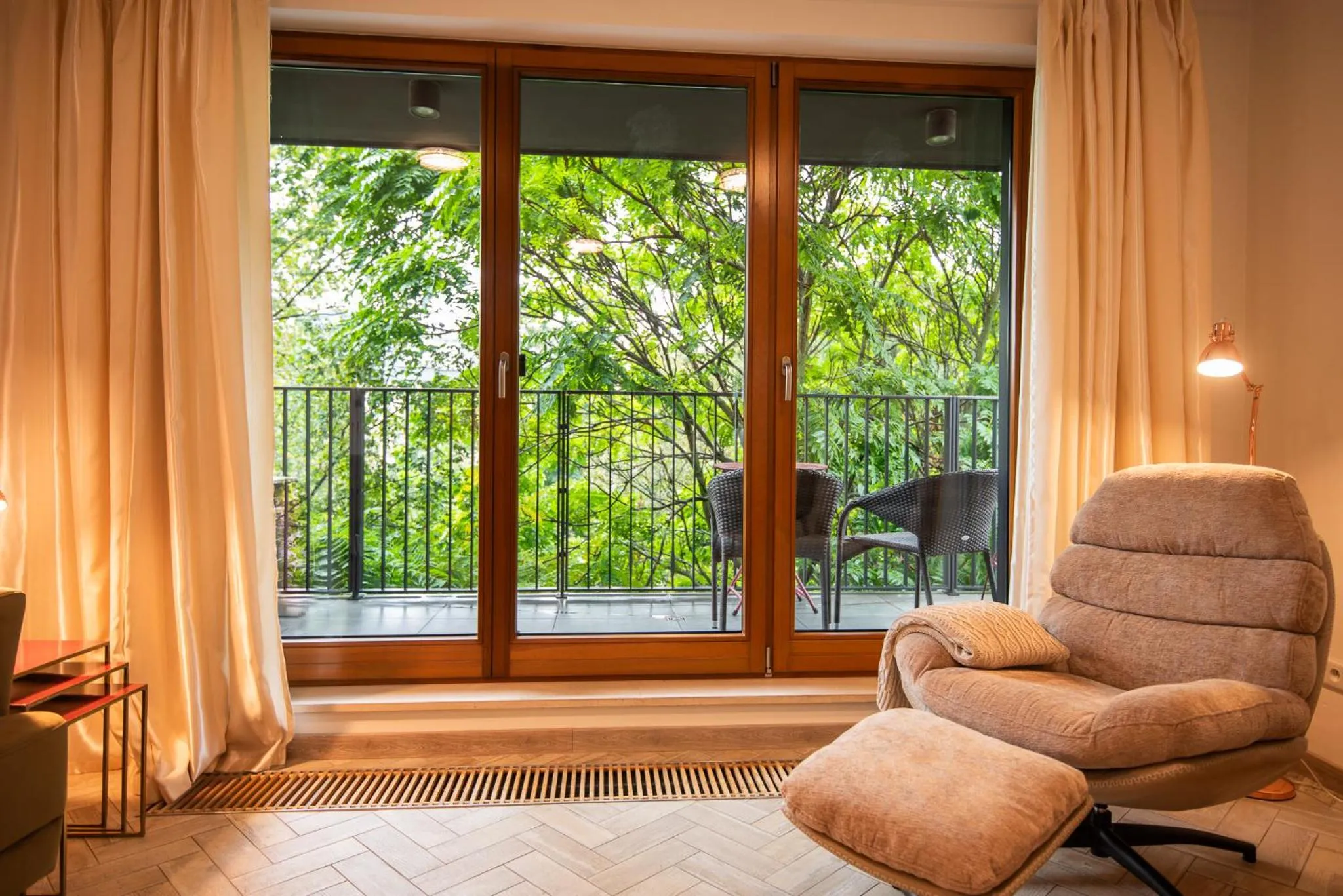 Balcony/Terrace in City Lights Apartments