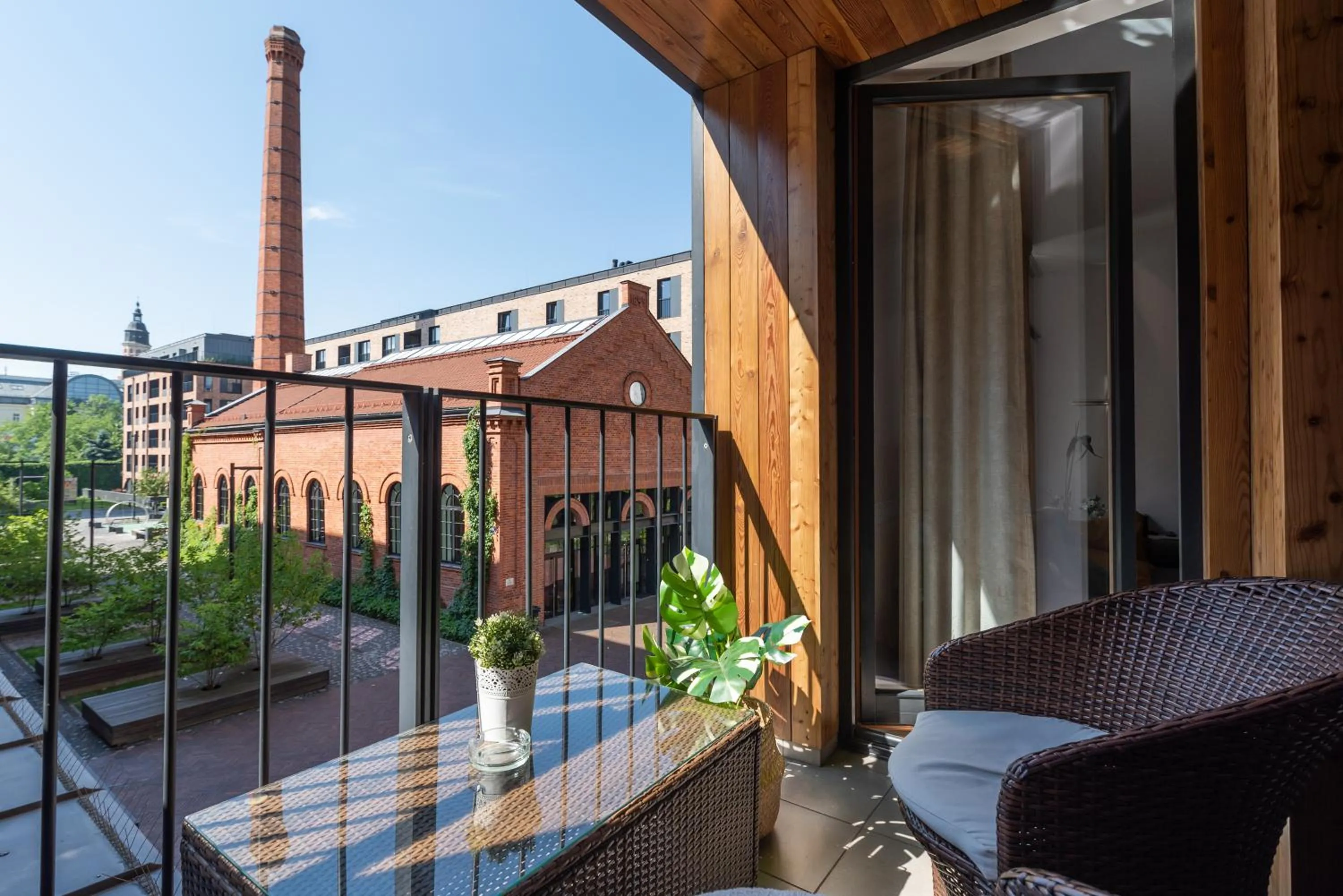 Balcony/Terrace in City Lights Apartments