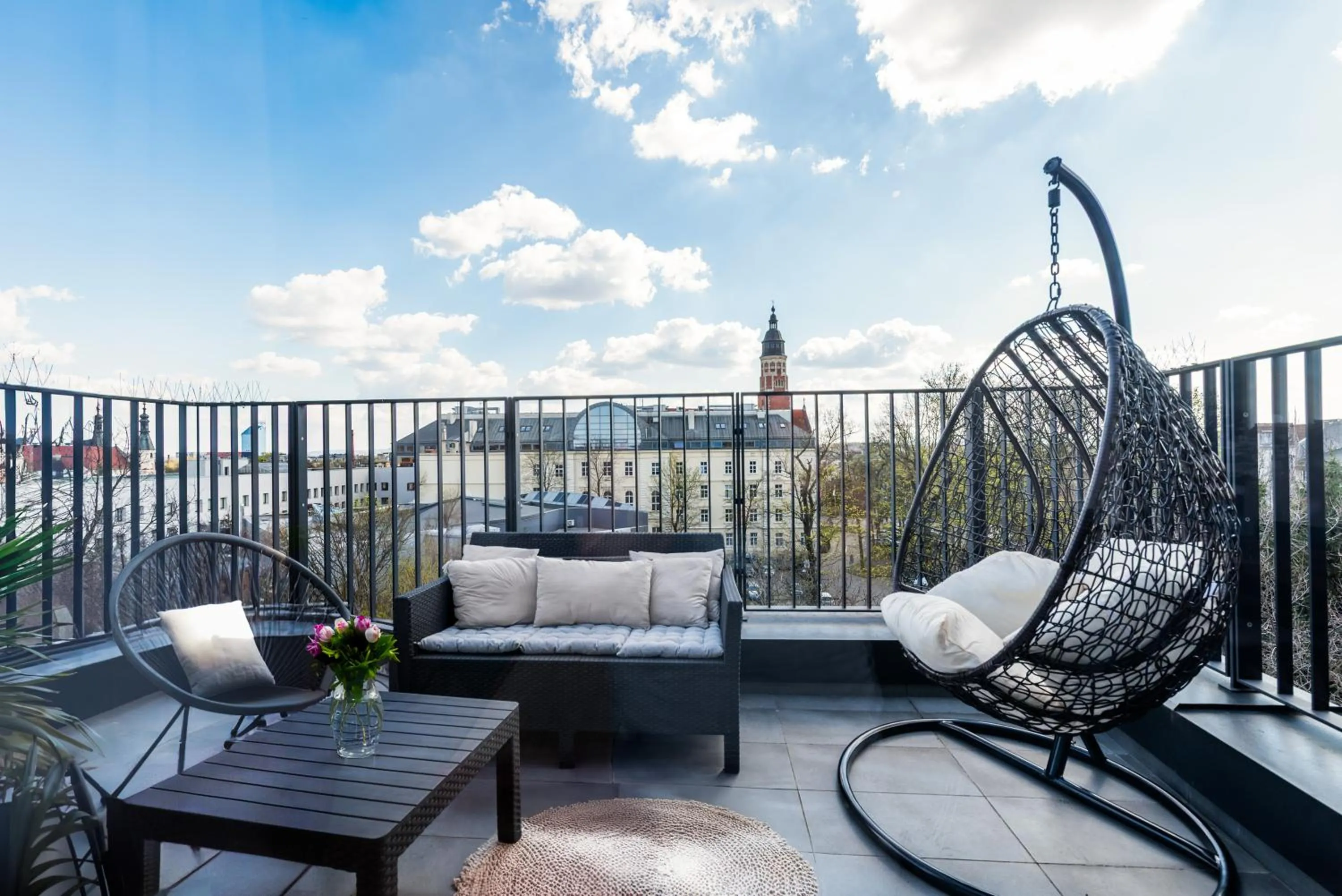 Balcony/Terrace in City Lights Apartments