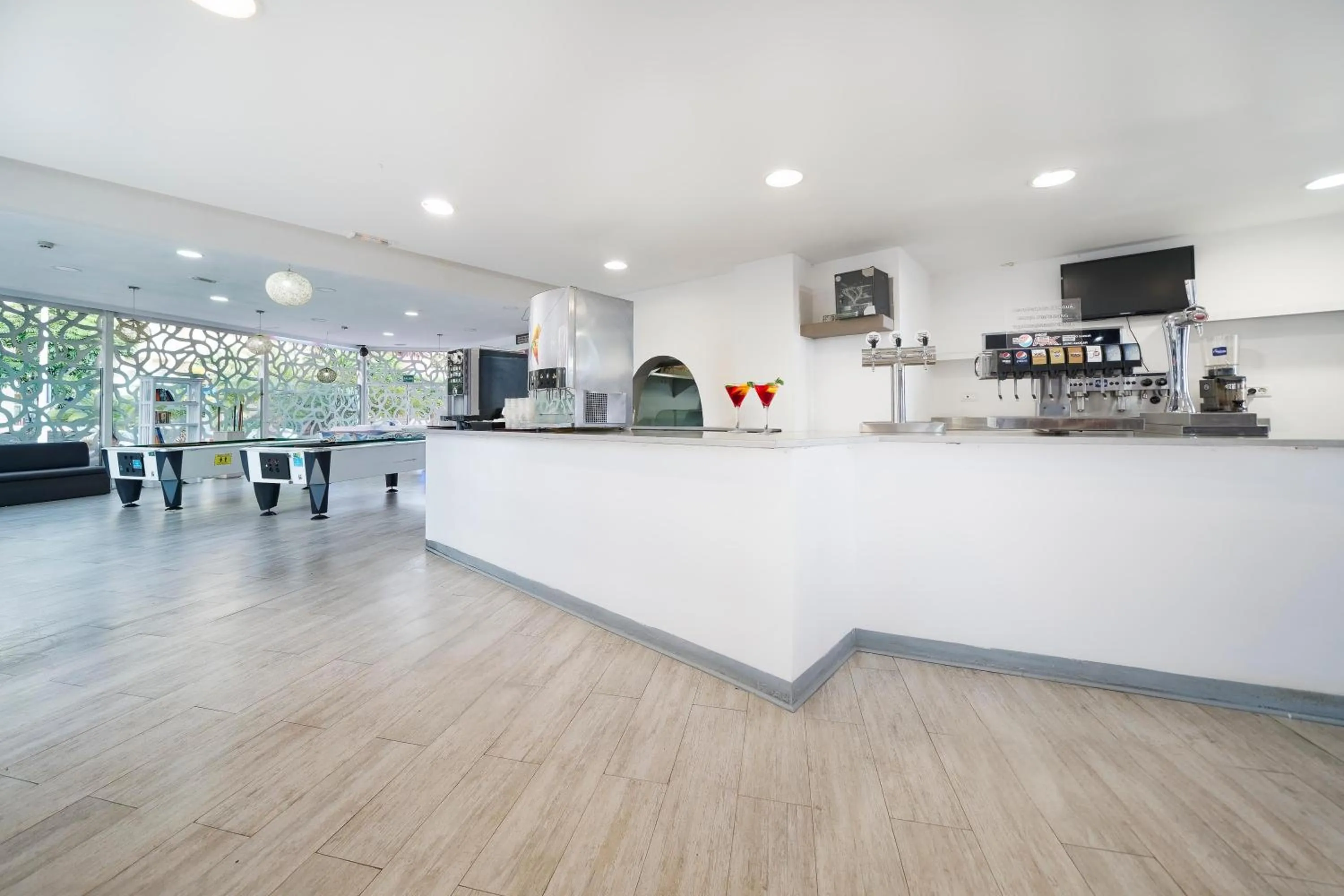 Lounge or bar in LABRANDA Bahía Fañabé & Villas