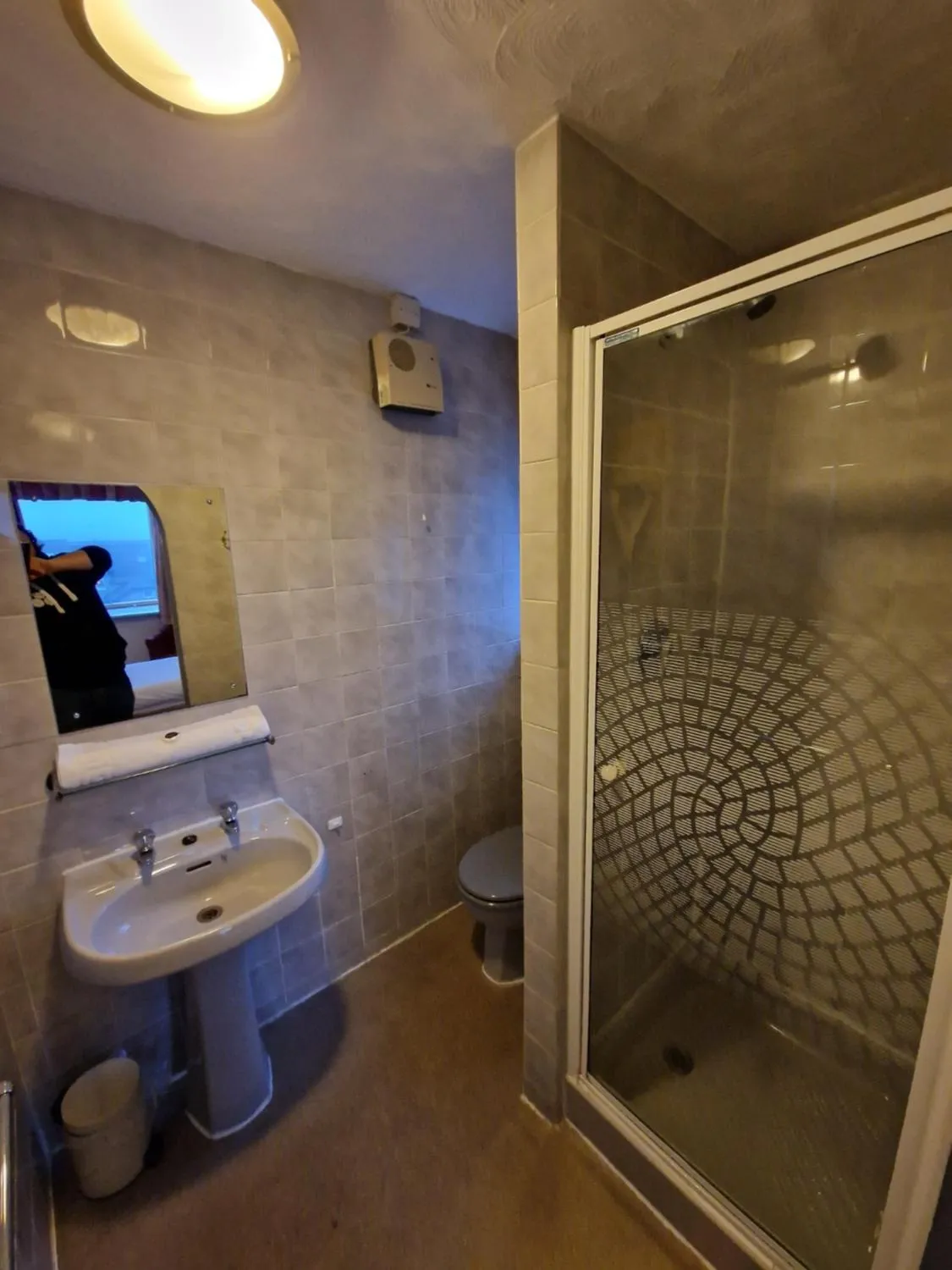 The Menai Hotel and Bar