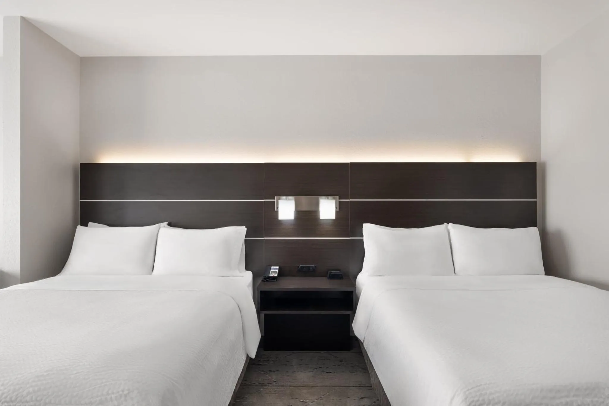 Photo of the whole room, Bed in Holiday Inn Express & Suites West Memphis by IHG