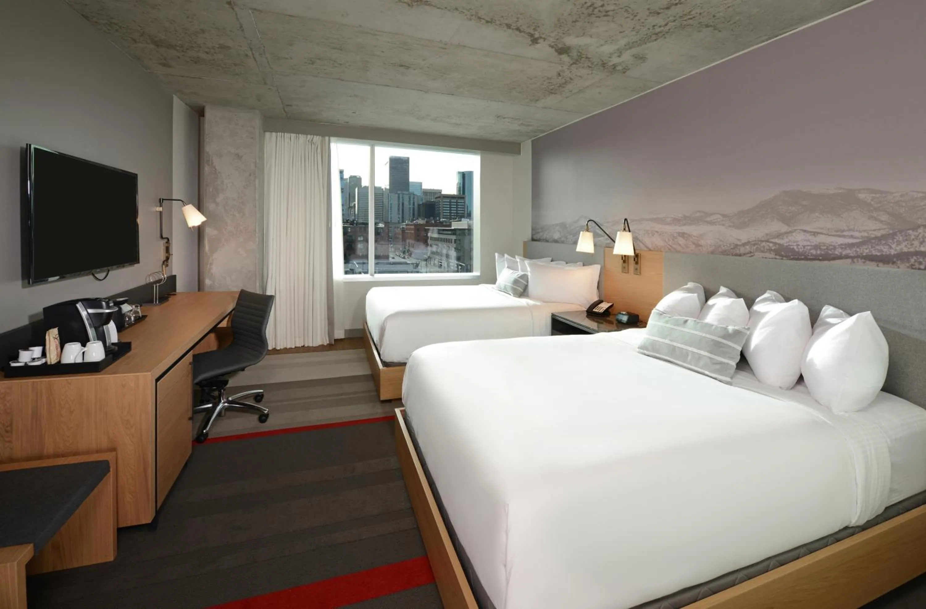 Photo of the whole room, Bed in Hotel Indigo Denver Downtown - Union Station by IHG