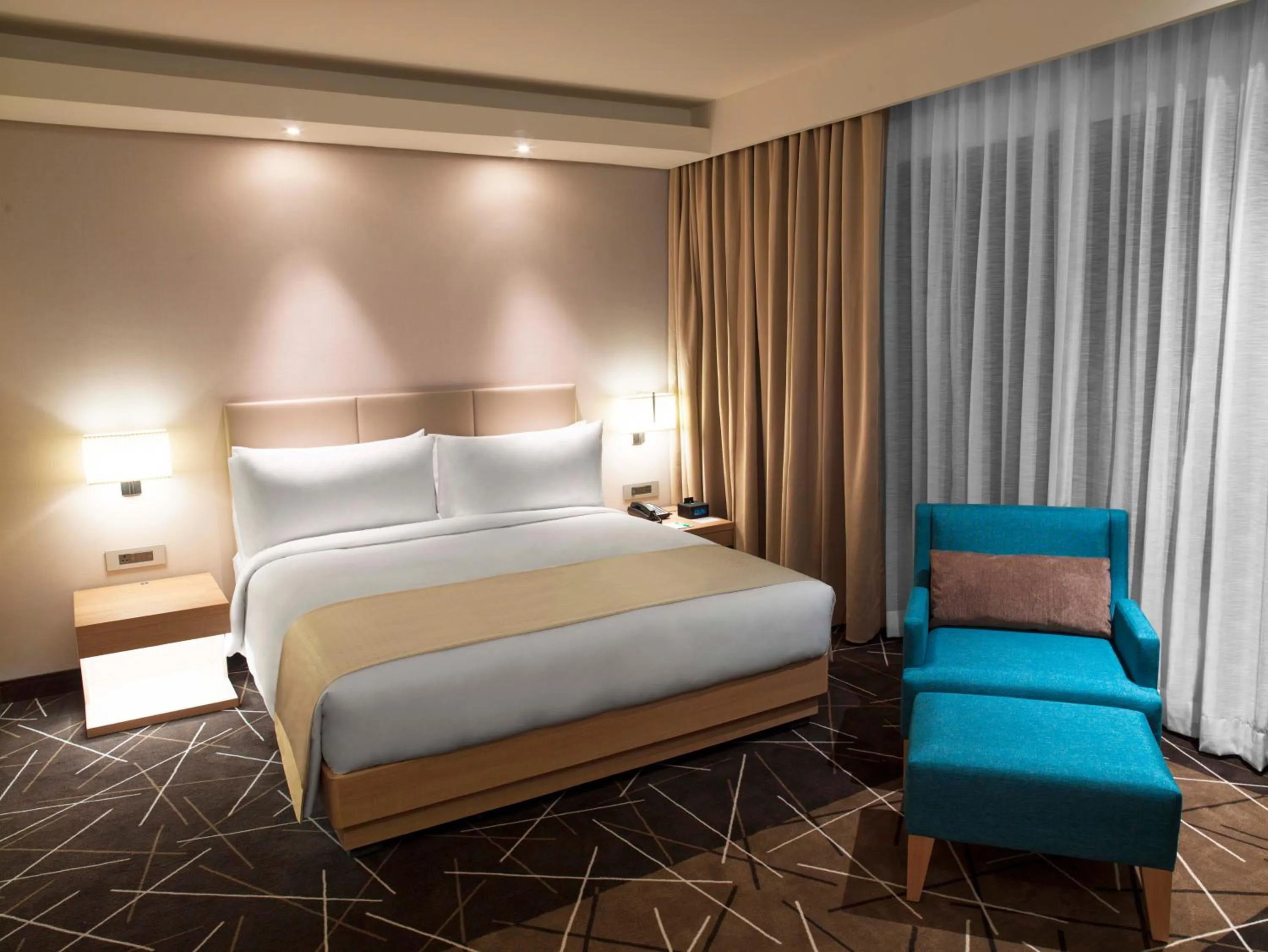 Bedroom, Bed in Holiday Inn Chennai OMR IT Expressway by IHG