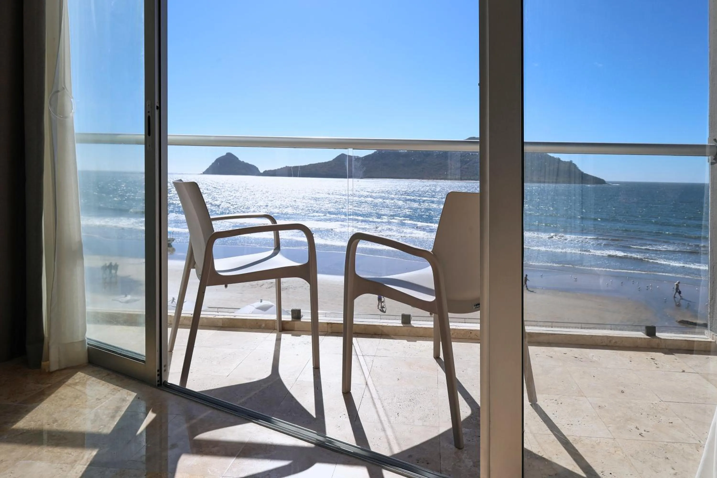 Day in Holiday Inn Resort Mazatlan by IHG