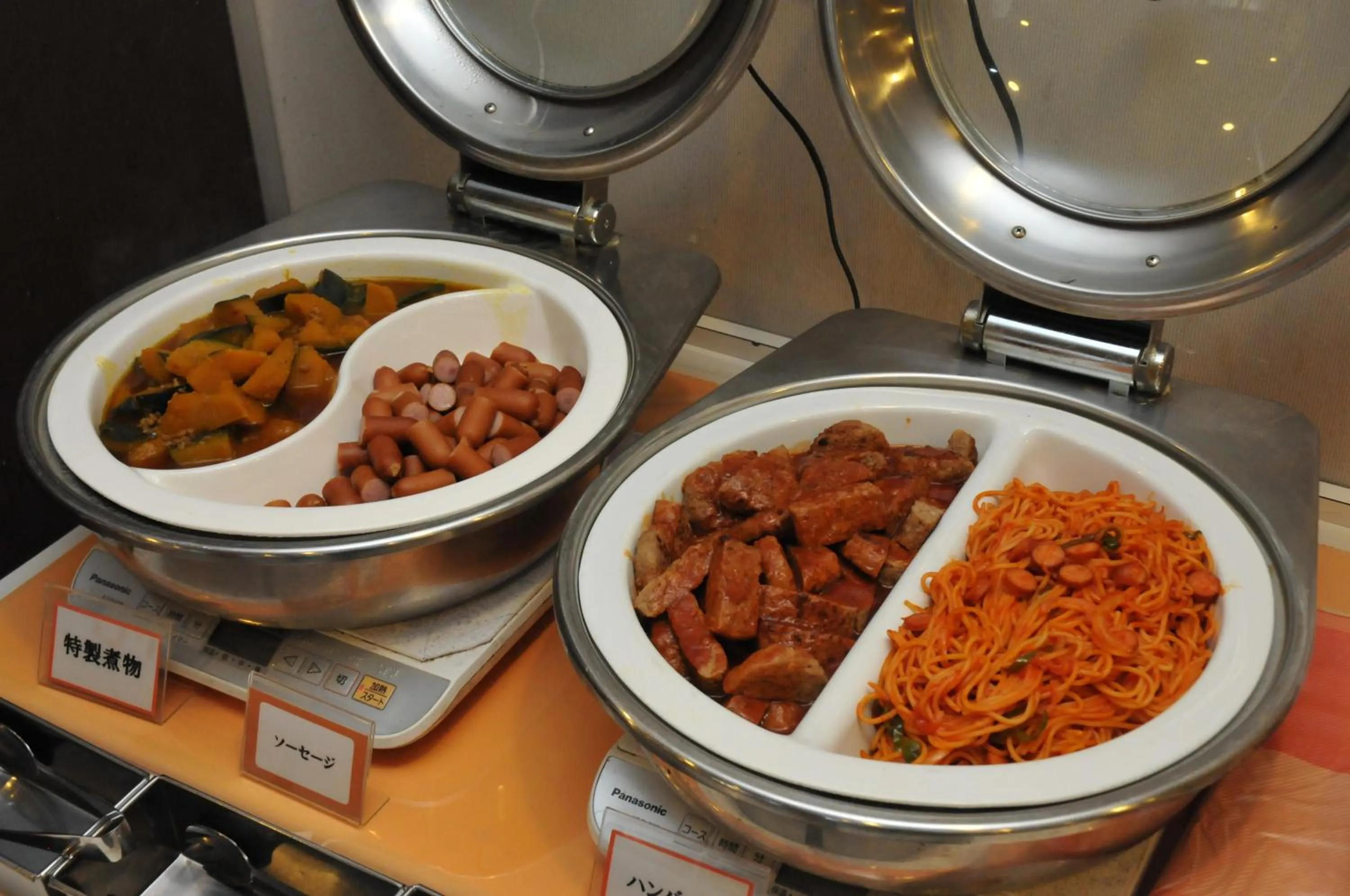 Restaurant/places to eat in Hotel Crown Hills Katsuta Omotechoten