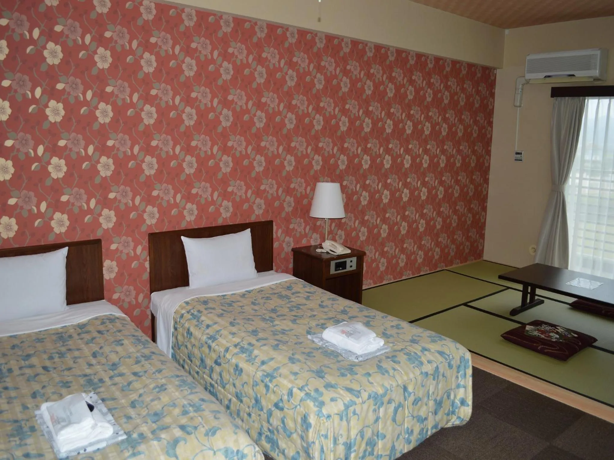 Photo of the whole room, Bed in Harazuru Grand Sky Hotel