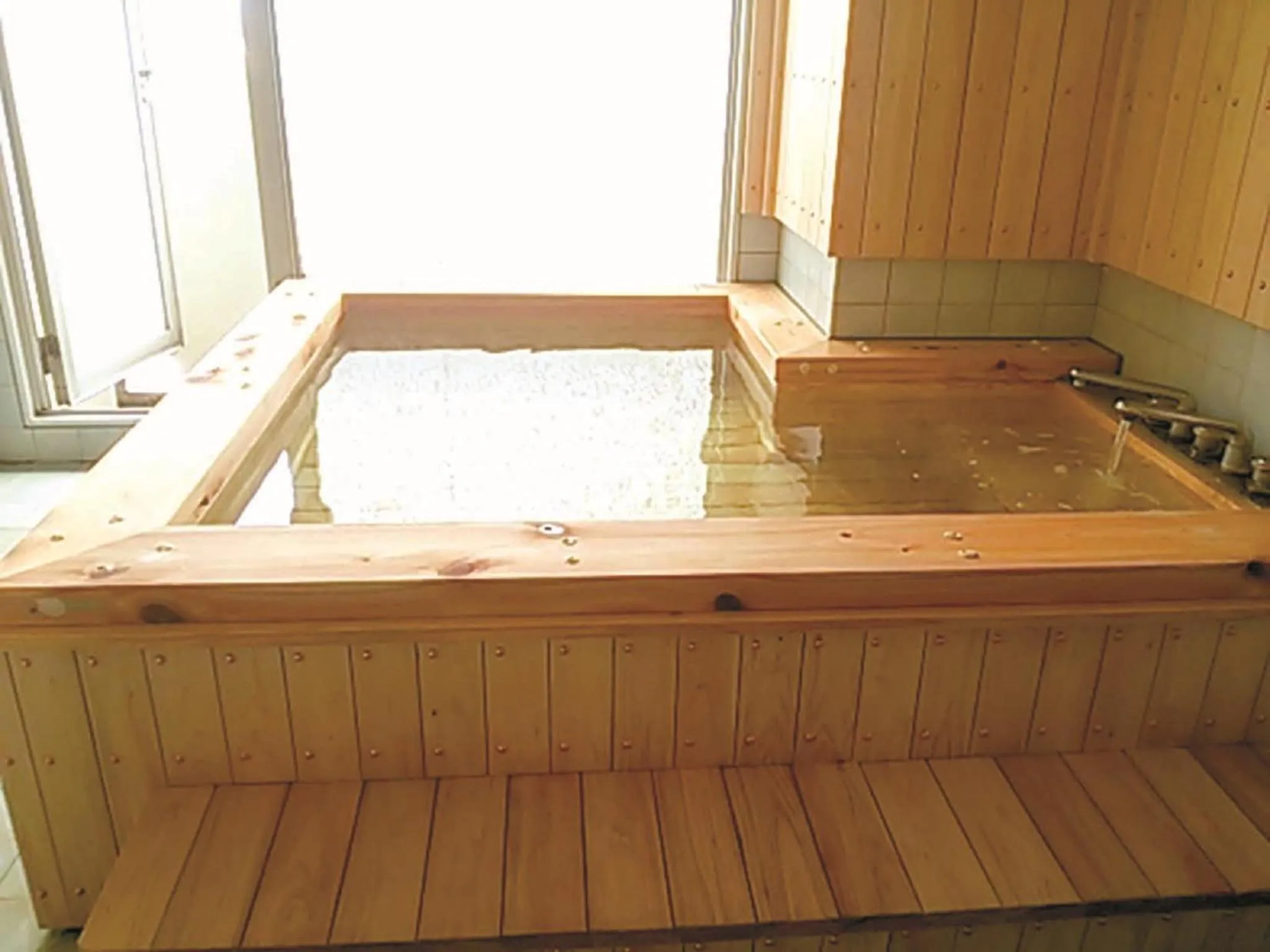Hot Spring Bath in Harazuru Grand Sky Hotel