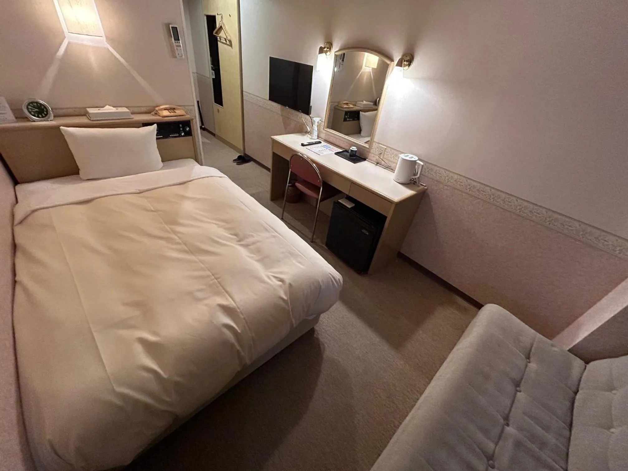 Photo of the whole room, Bed in Hotel Crown Hills Kanazawa