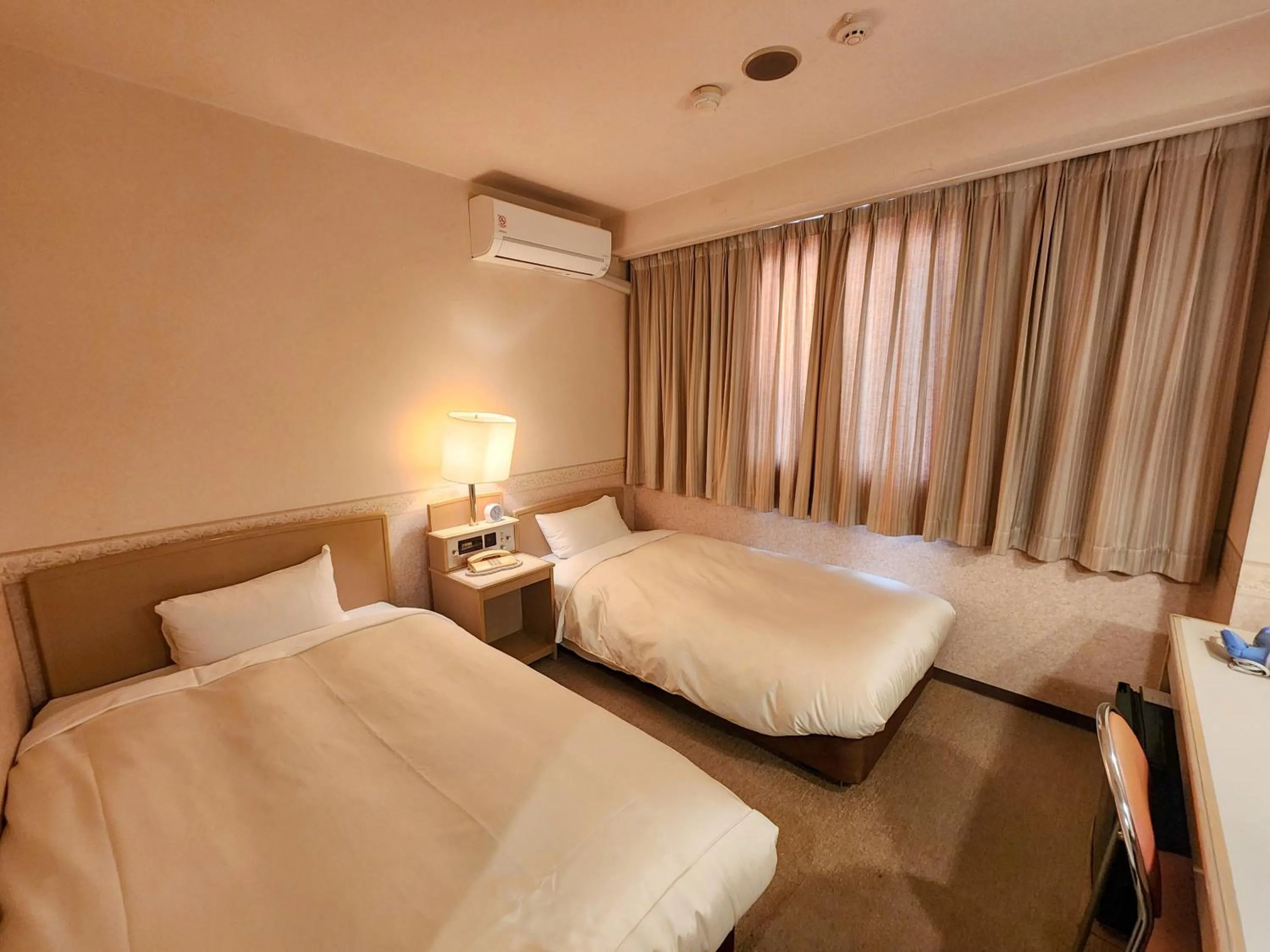 Photo of the whole room, Bed in Hotel Crown Hills Kanazawa