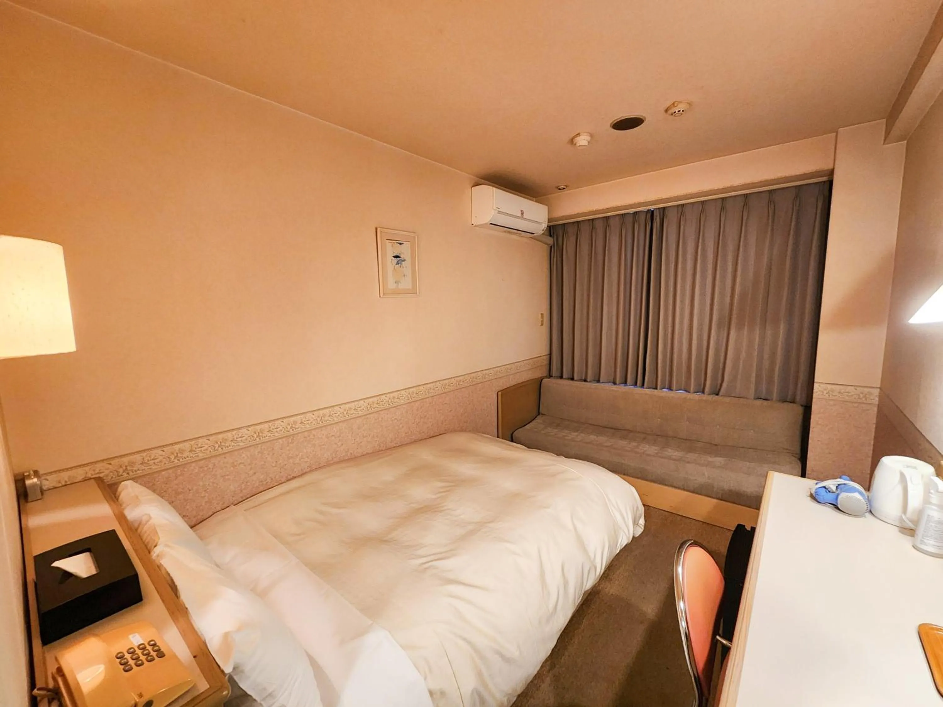 Photo of the whole room, Bed in Hotel Crown Hills Kanazawa