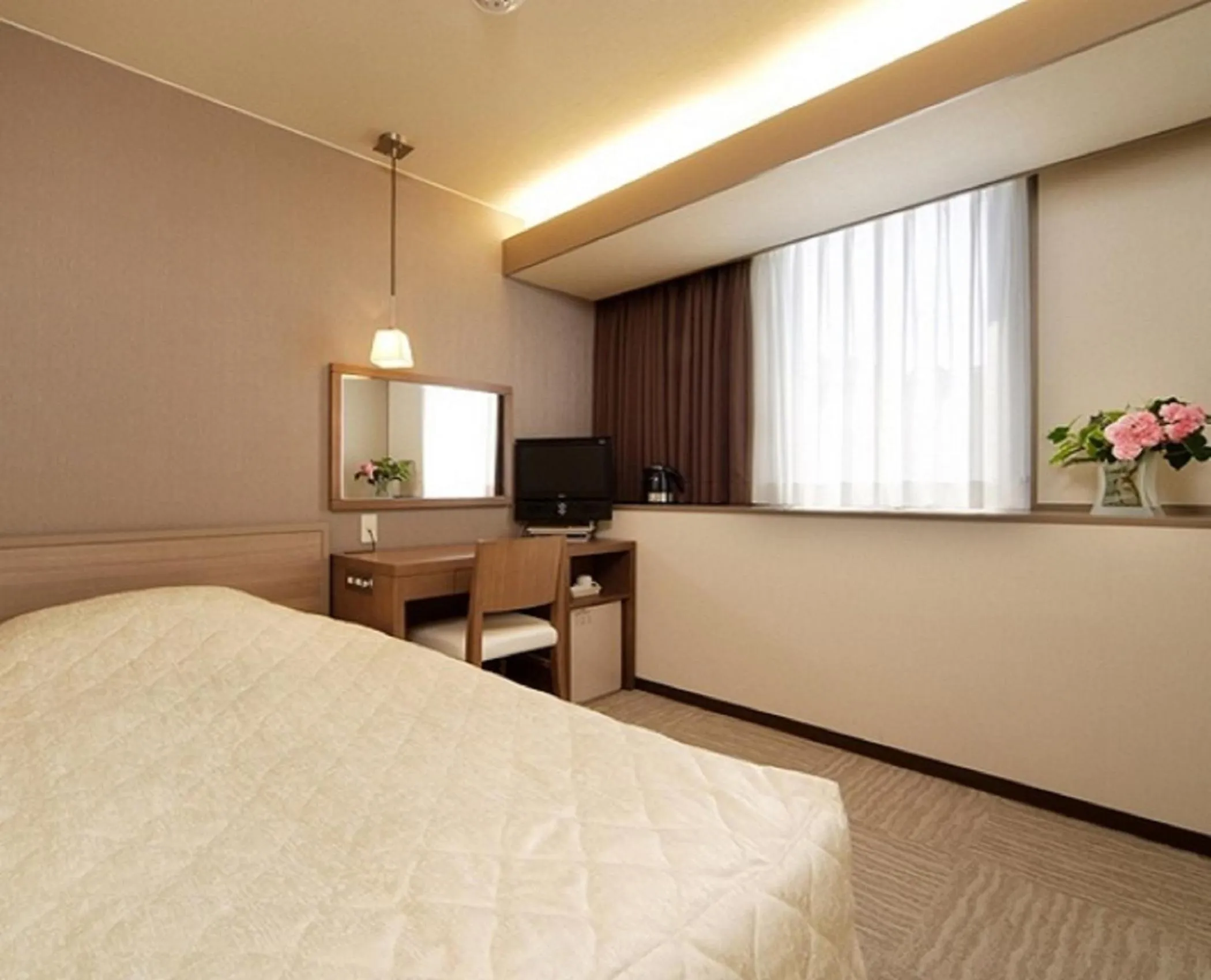Bedroom, Bed in Niigata City Hotel