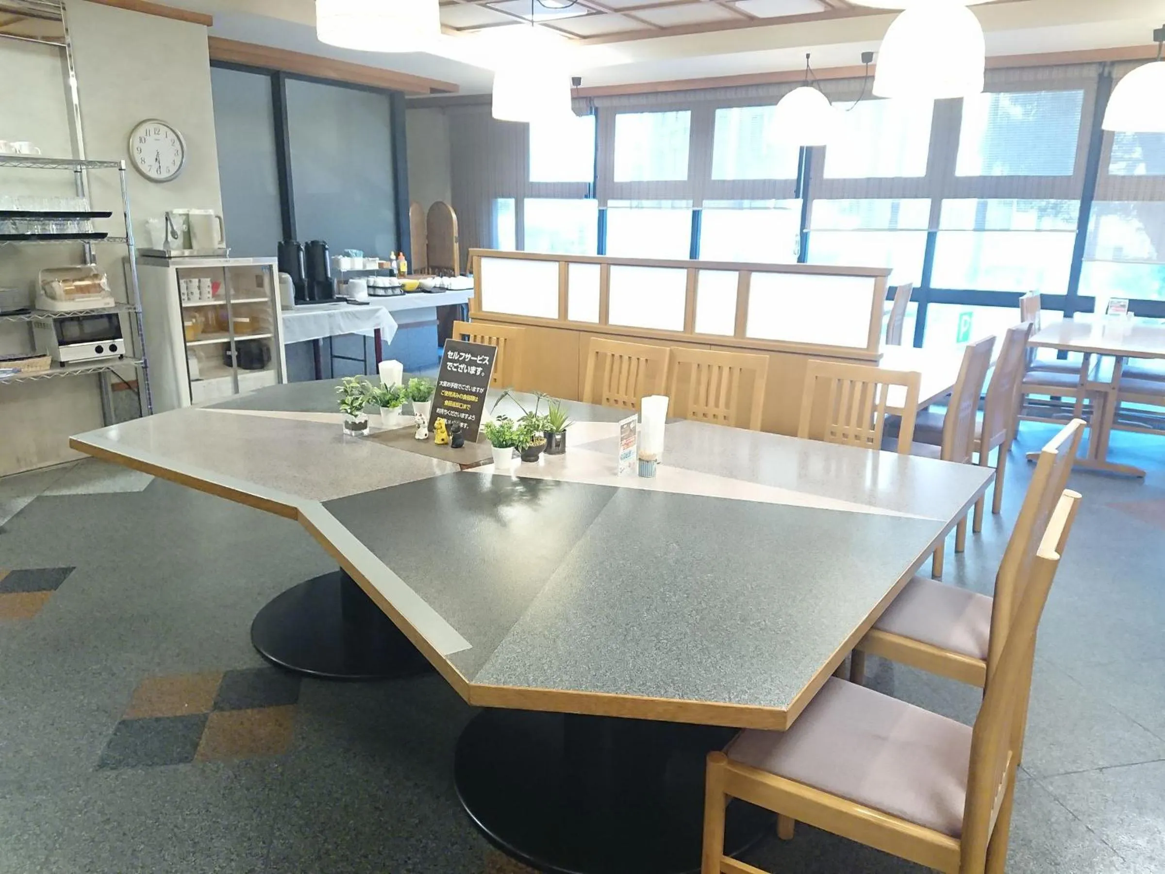 Restaurant/places to eat in Hotel Crown Hills Imabari