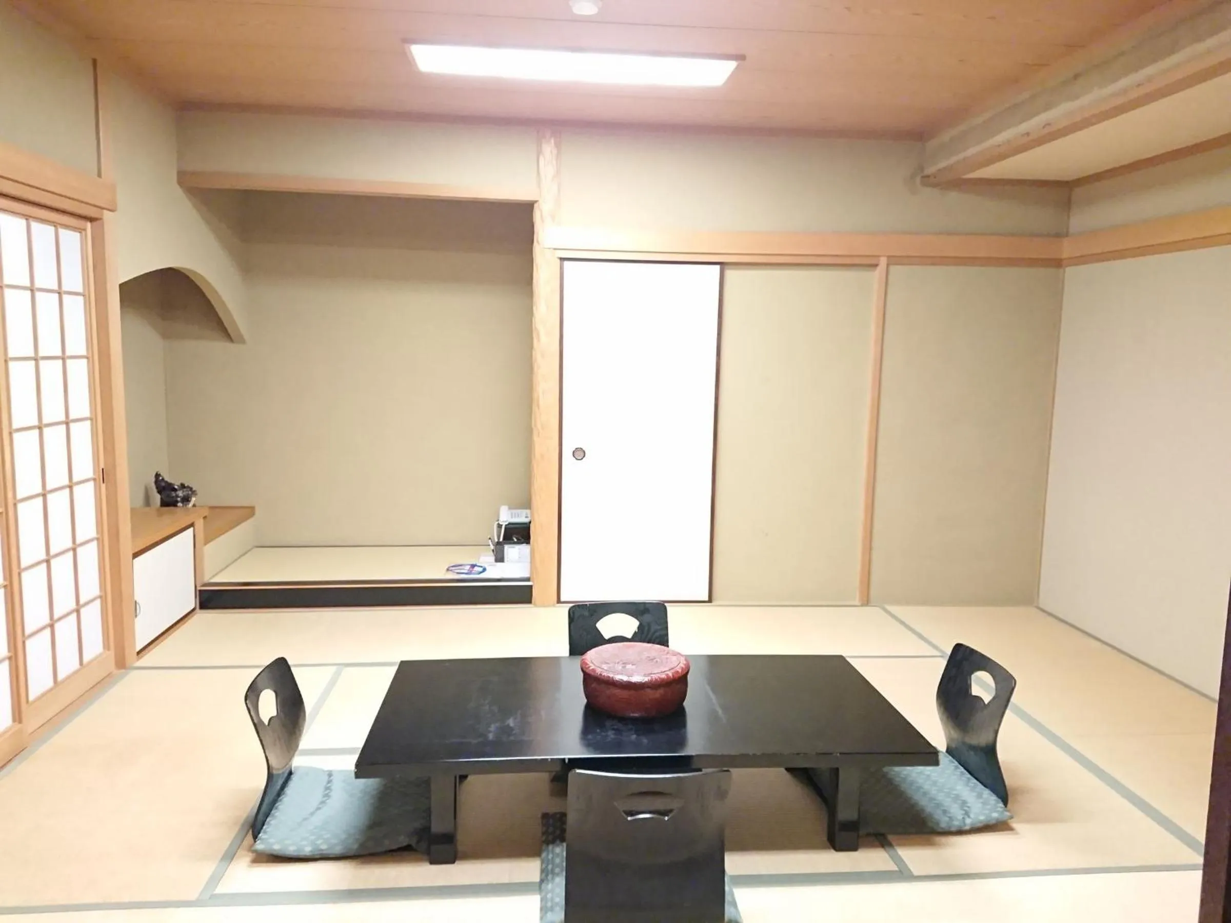 Photo of the whole room in Hotel Crown Hills Imabari