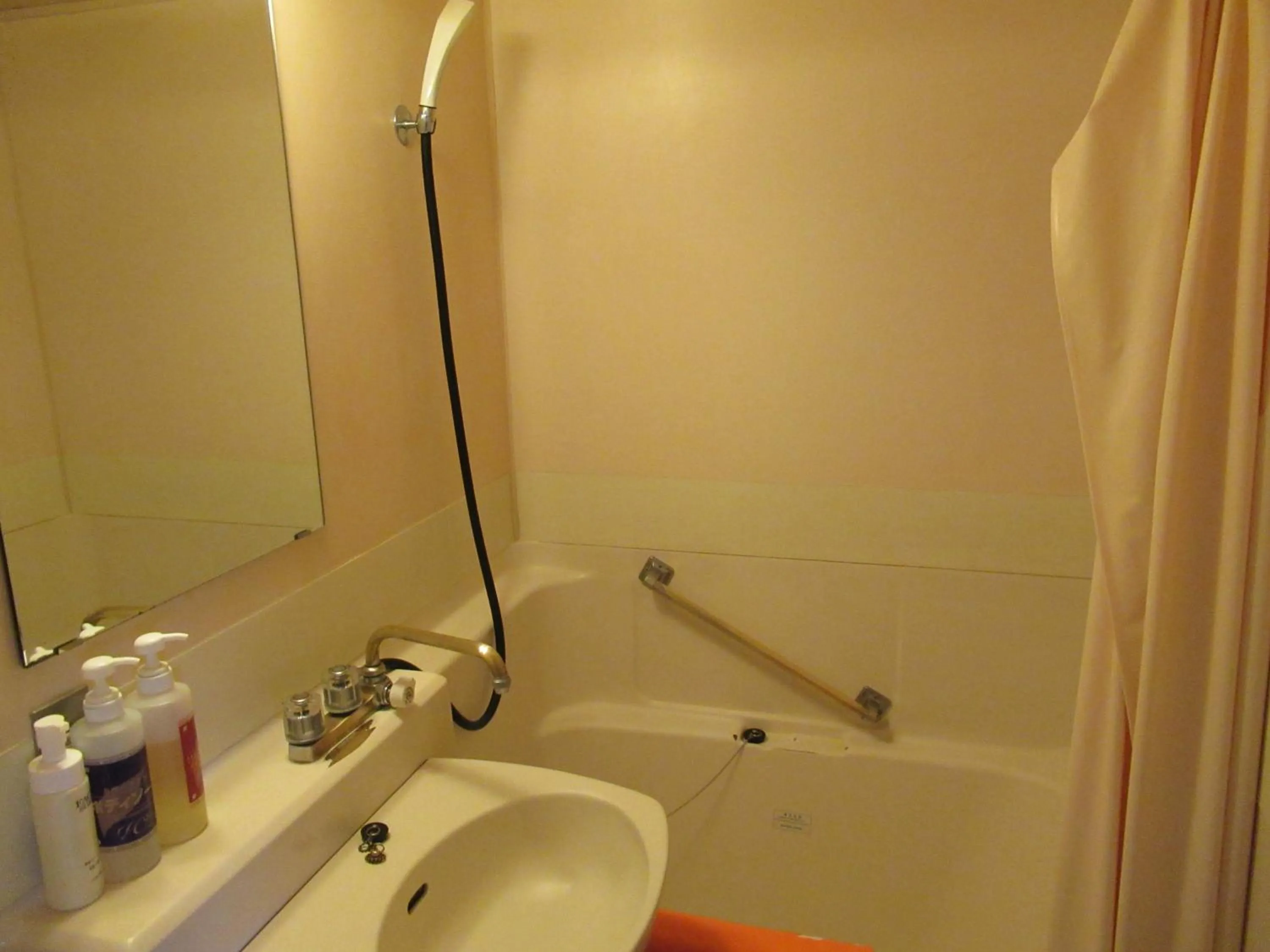 Shower in Hotel CROWN HILLS MIYOSHI