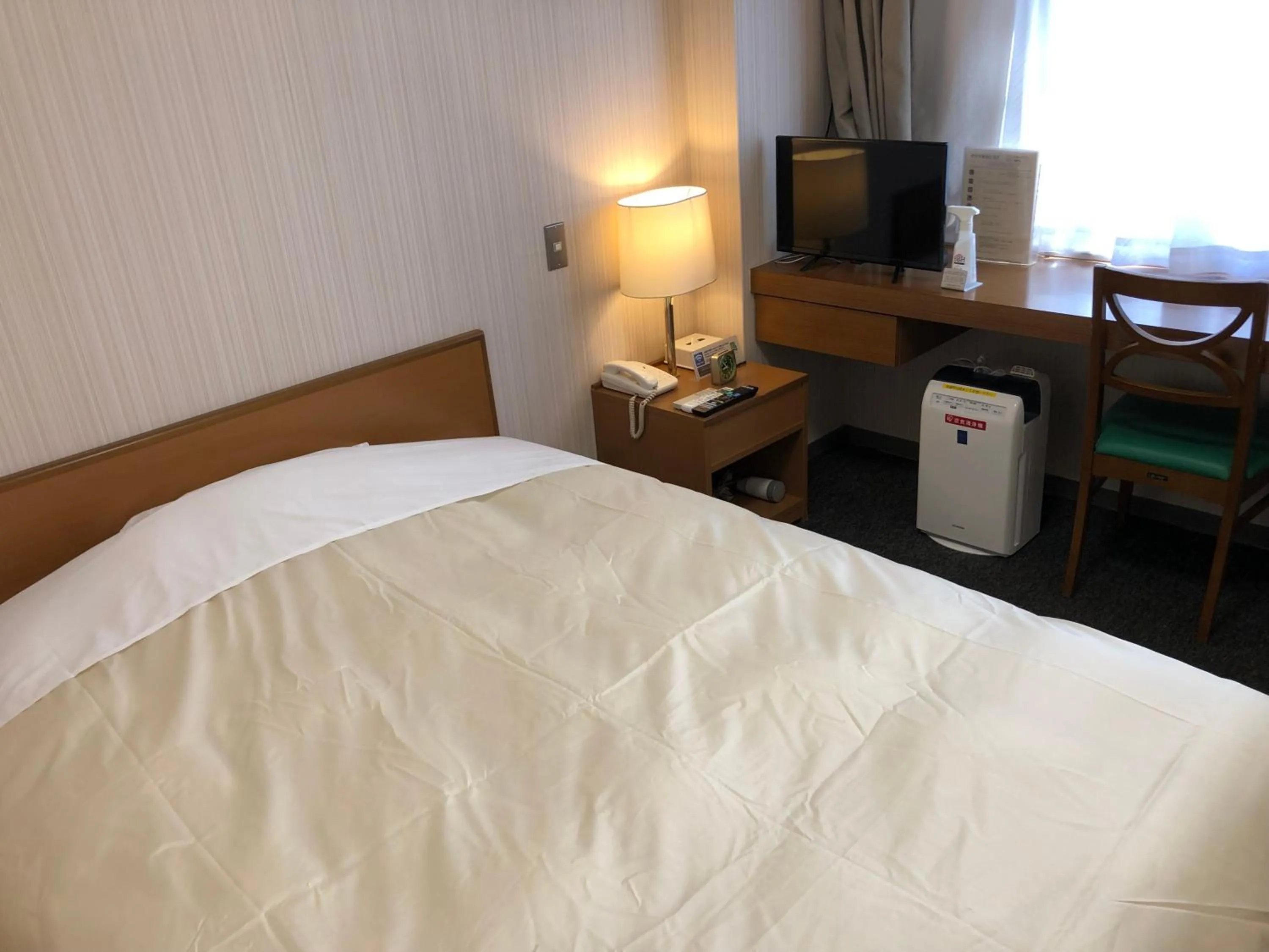 Photo of the whole room, Bed in Hotel Togane Hills