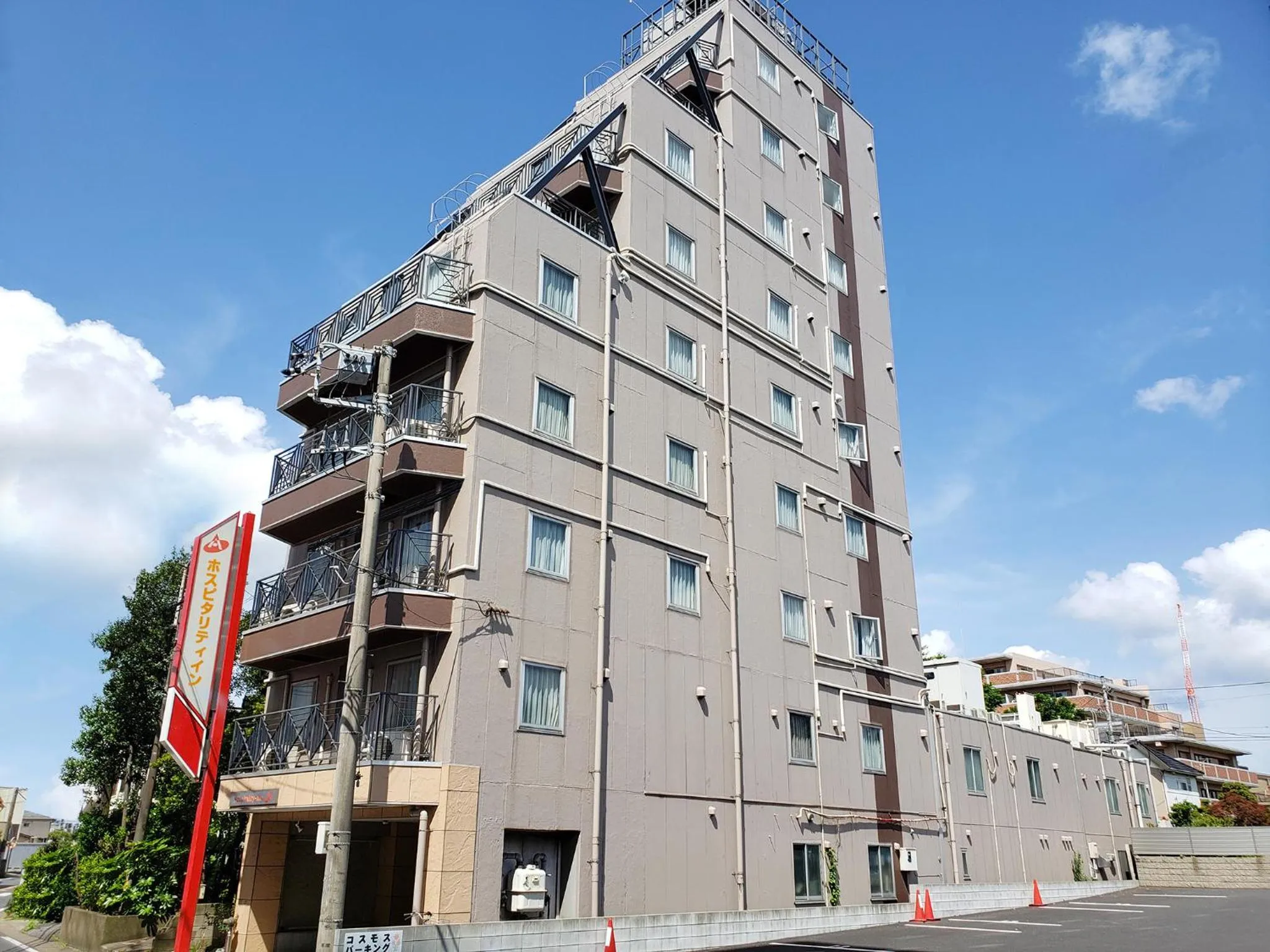 Property building in Hosplitality In Yawatajuku