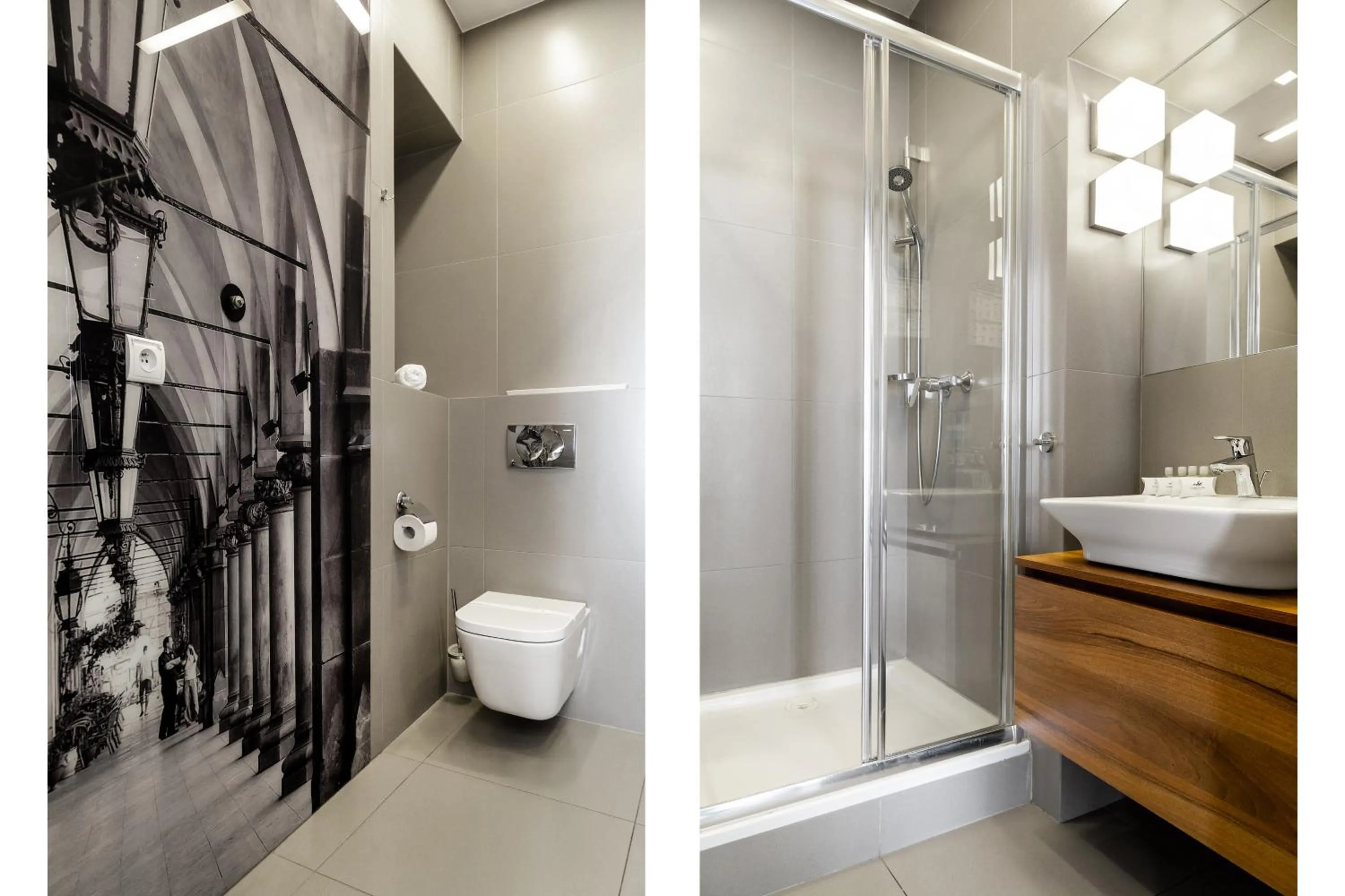 Bathroom in Krakow For You Main Square Apartments