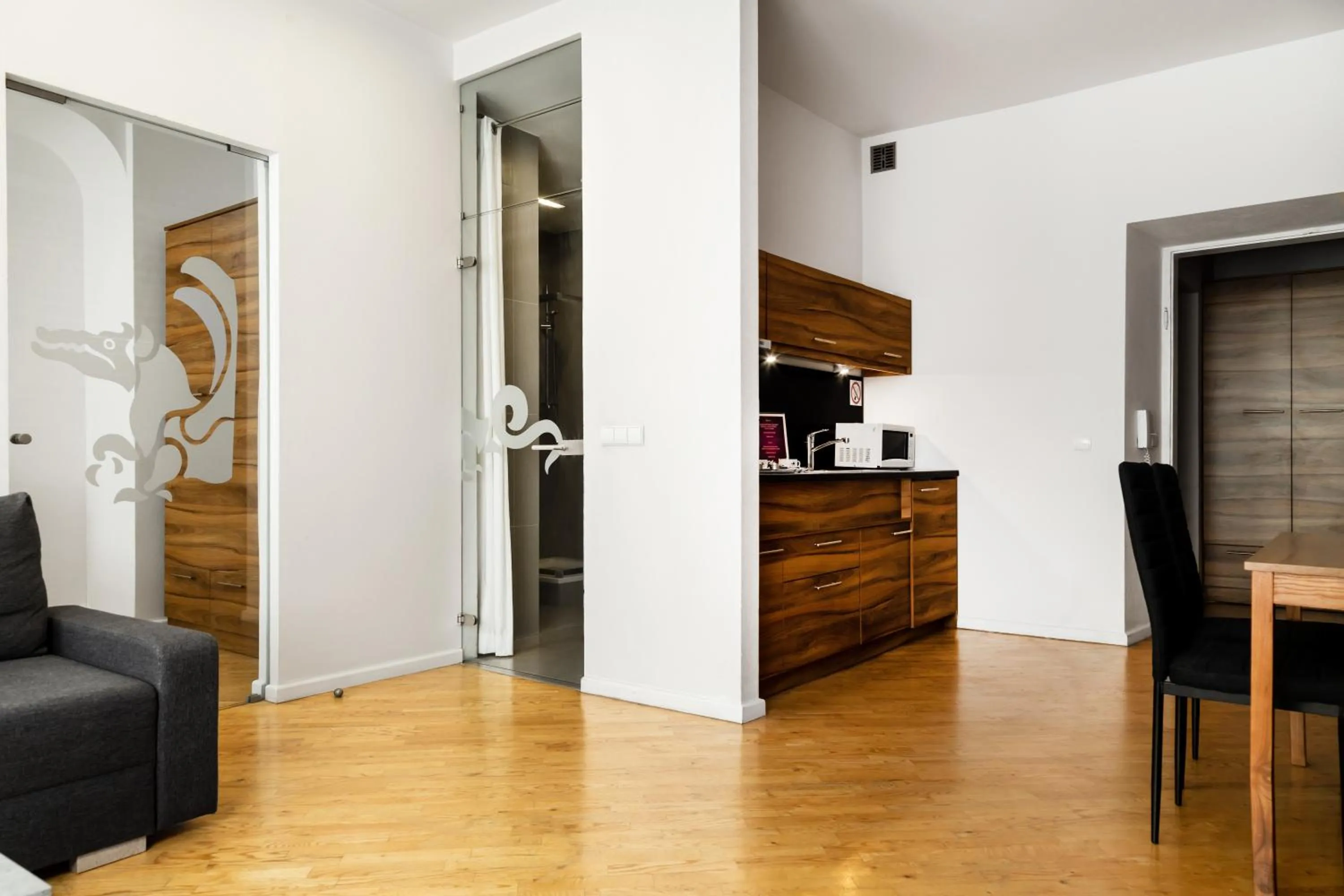 Kitchen or kitchenette in Krakow For You Main Square Apartments