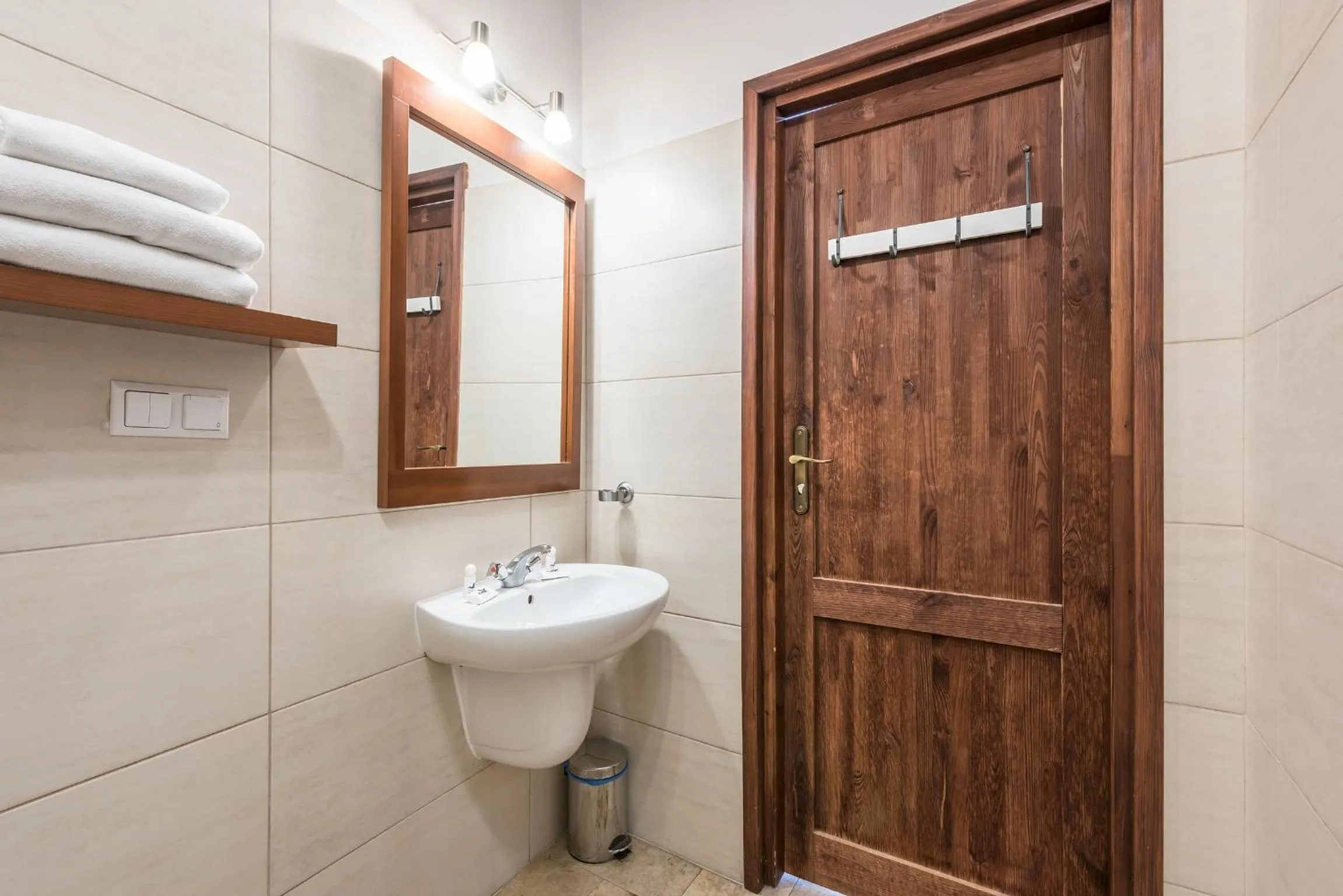 Bathroom in Krakow For You Main Square Apartments