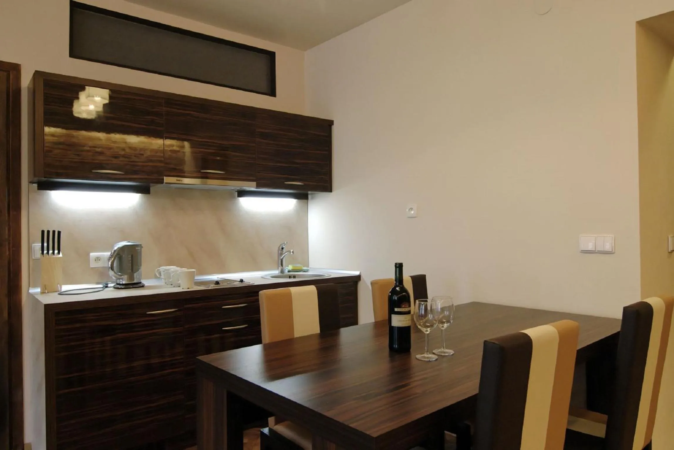 Kitchen or kitchenette in Krakow For You Main Square Apartments