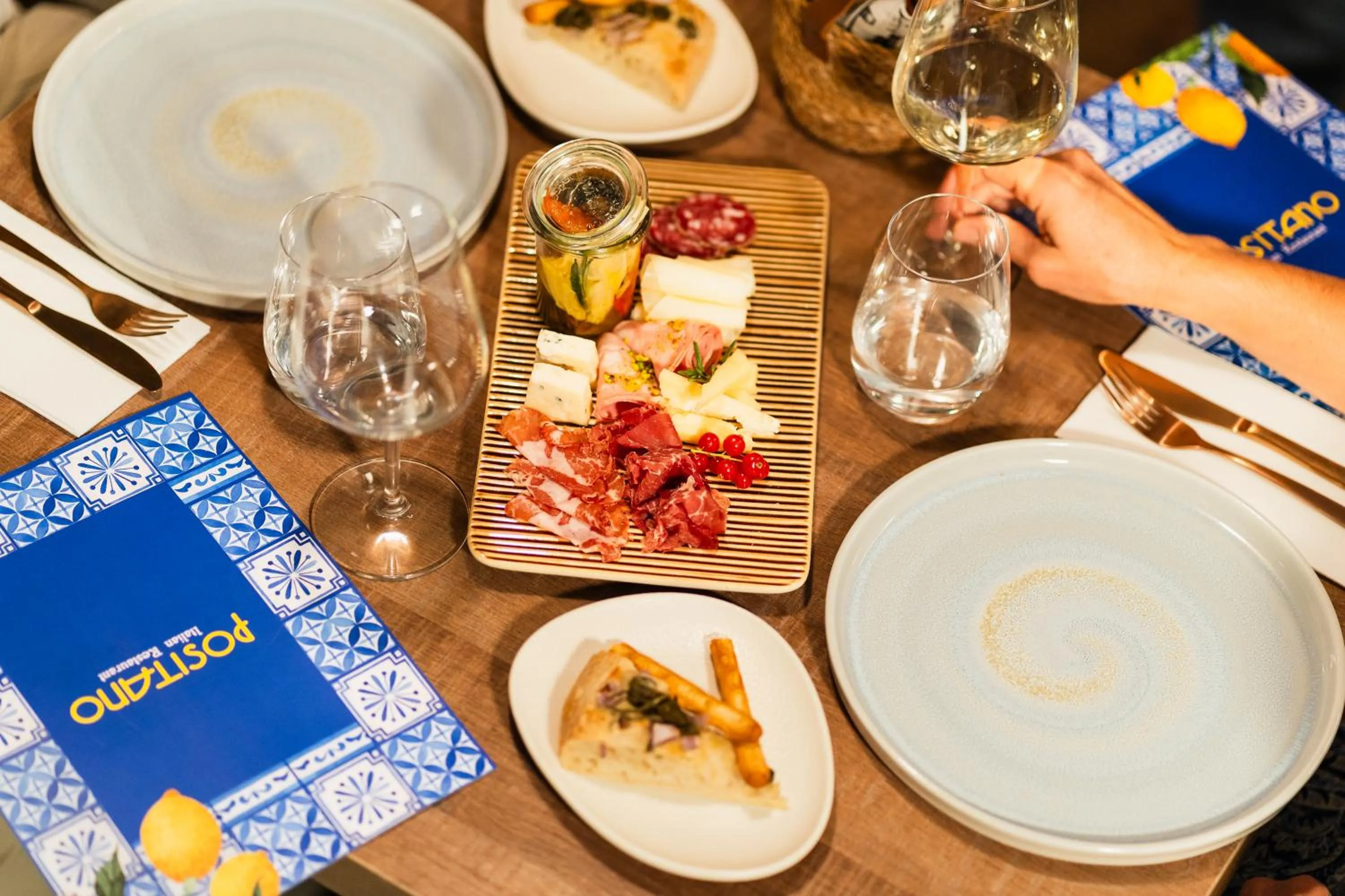 Restaurant/places to eat in HOVIMA Suites Costa Adeje