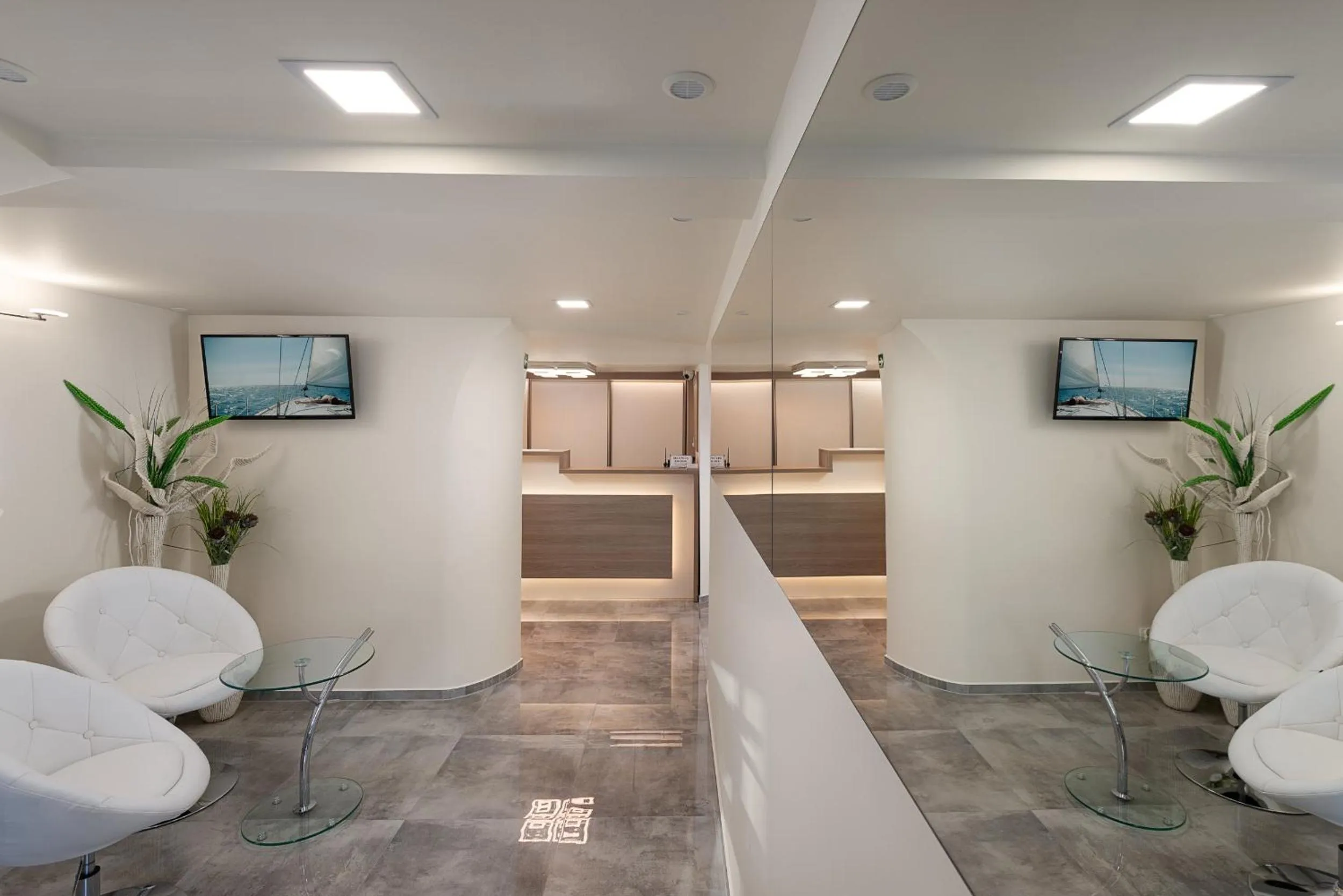 Lobby or reception in Kameralny Aparthotel Elegante Władysławowo - Adults Only