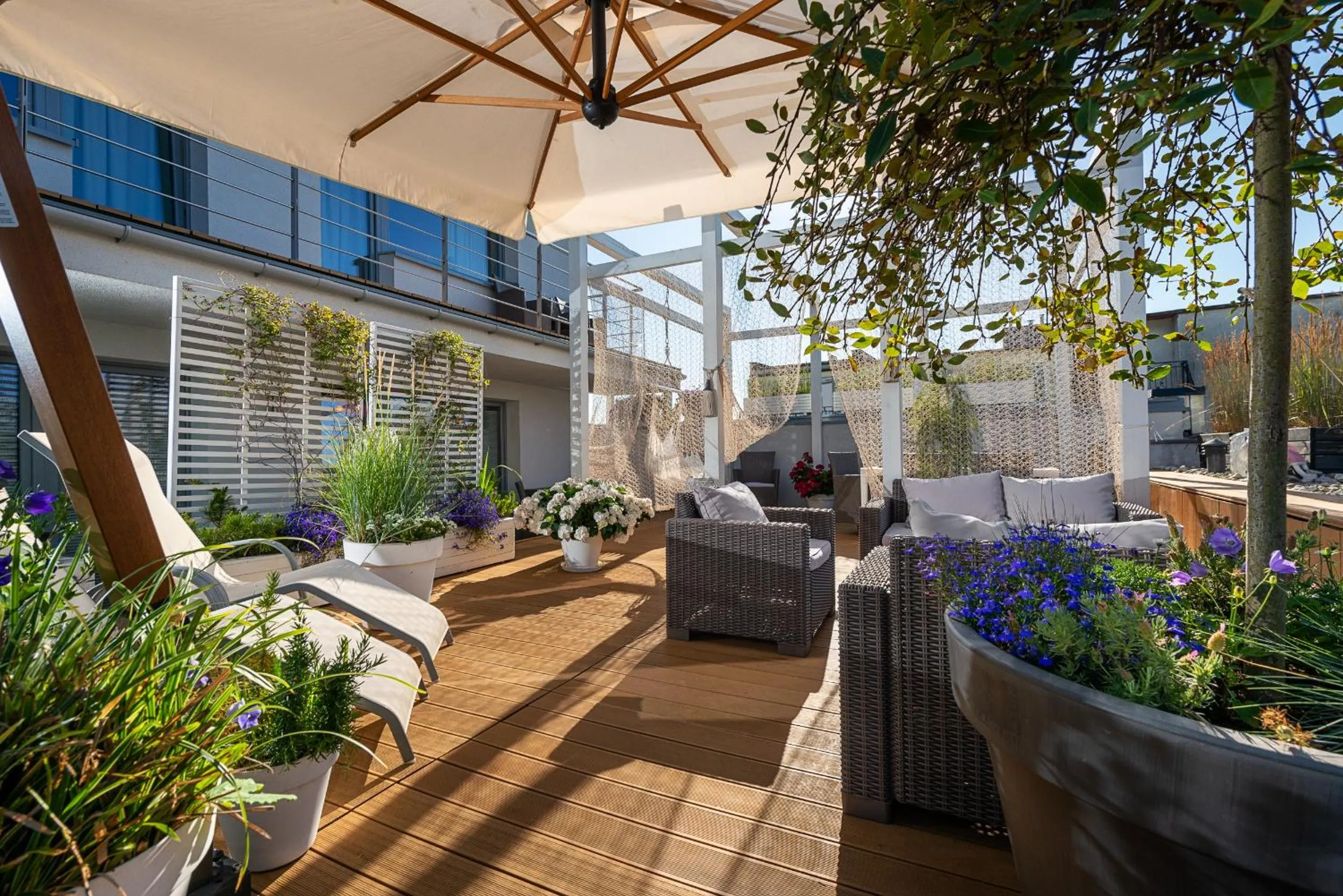 Garden in Kameralny Aparthotel Elegante Władysławowo - Adults Only