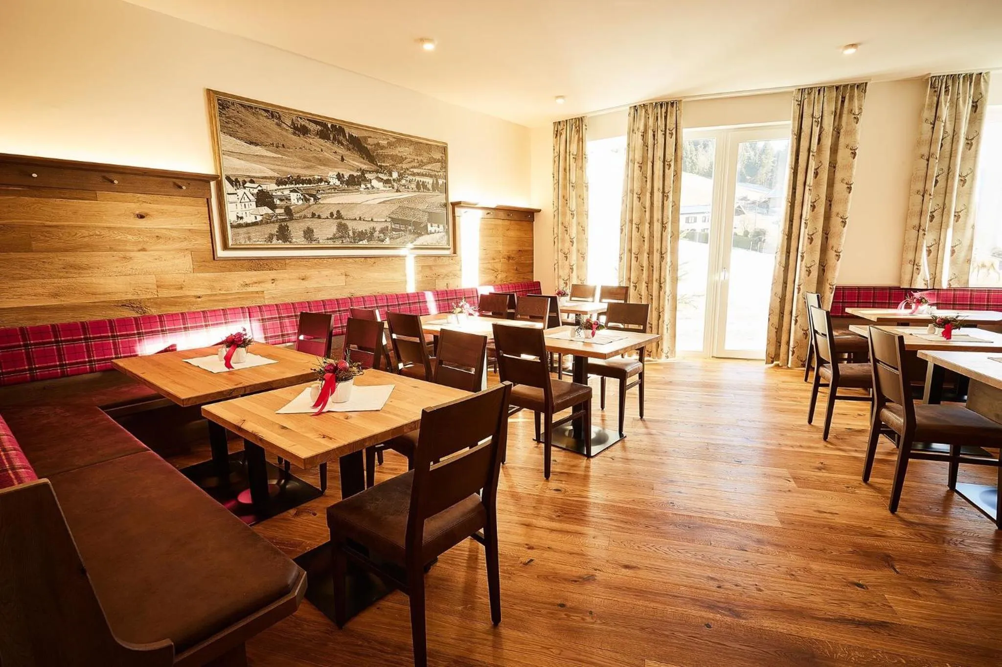 Restaurant/places to eat in Landhotel Berger