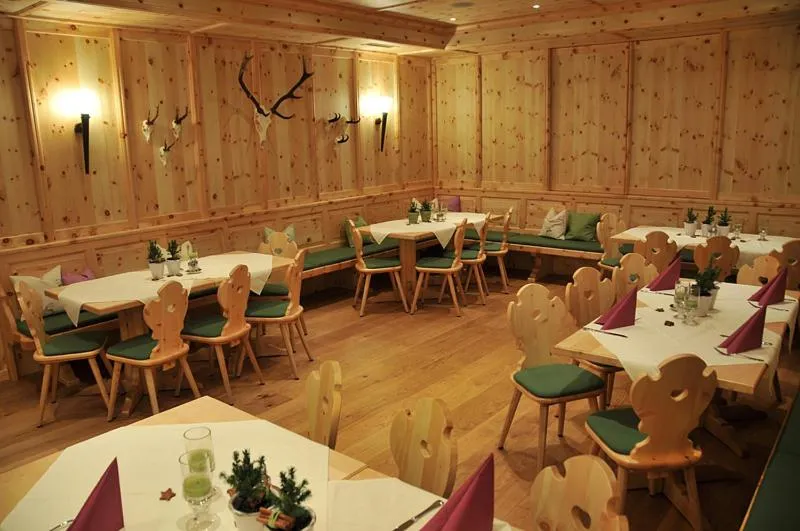 Restaurant/places to eat in Landhotel Berger