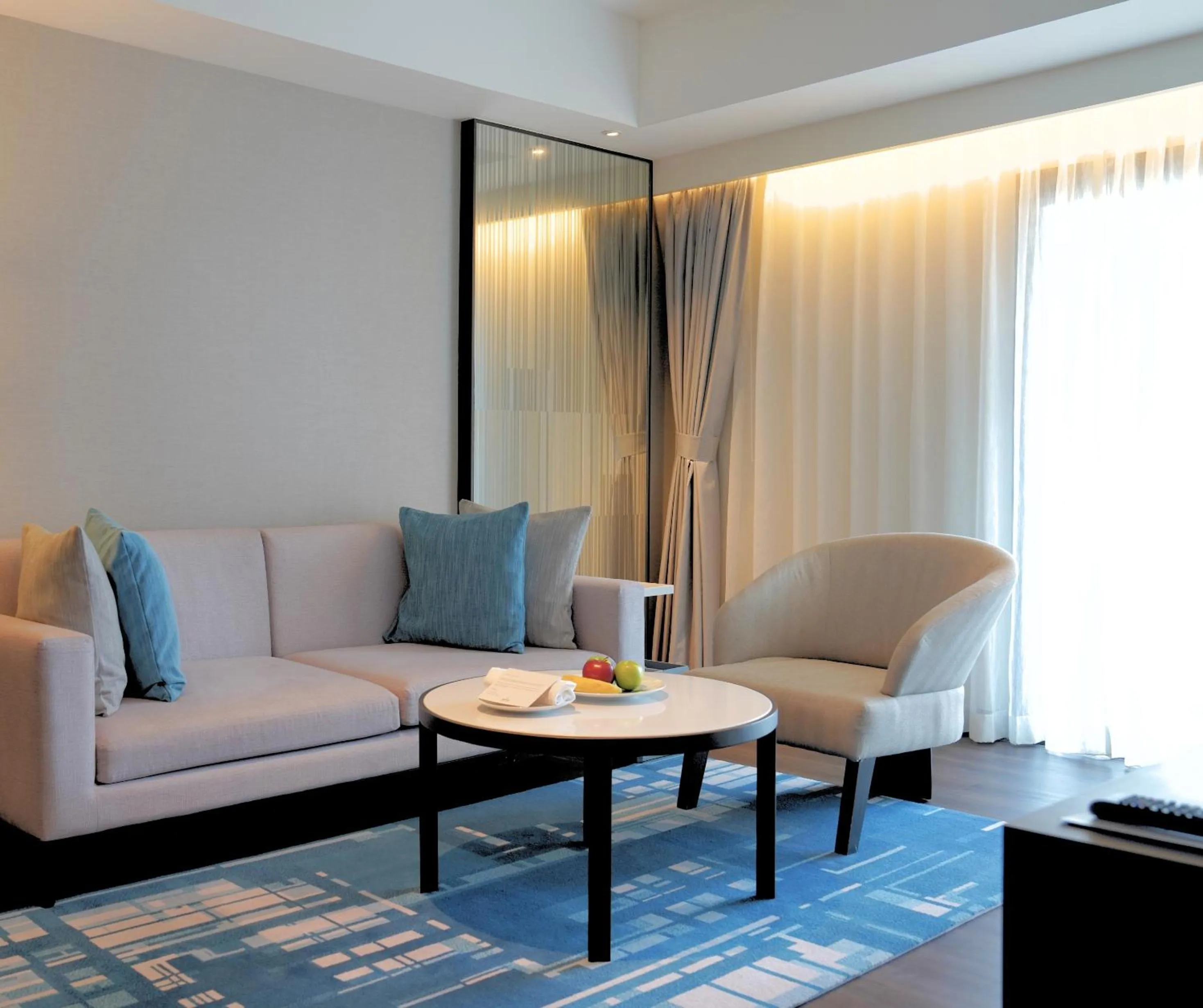 Living room in Marriott Executive Apartments Bangkok, Sukhumvit 50