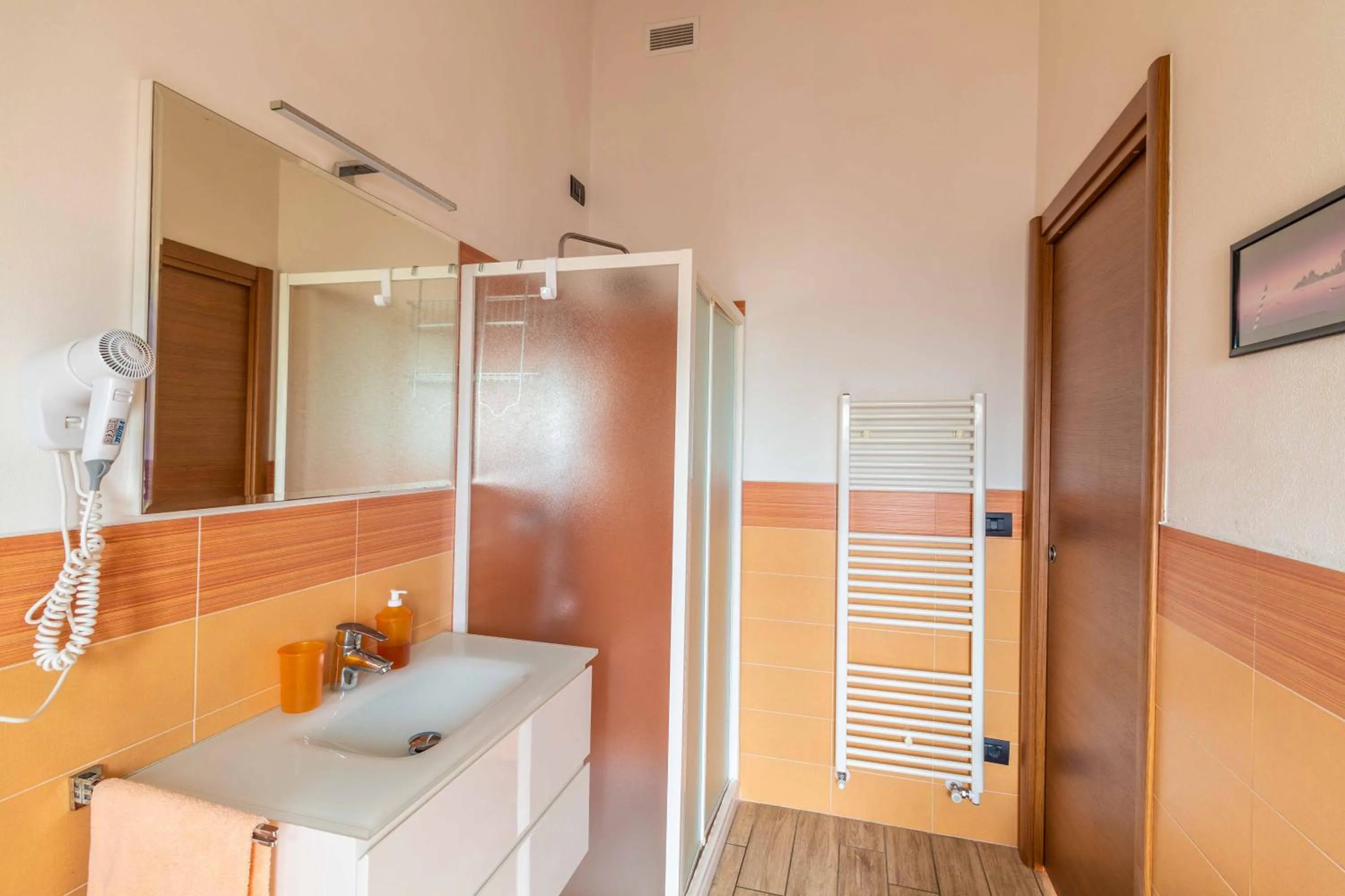 Shower in B&B Alla Roggetta