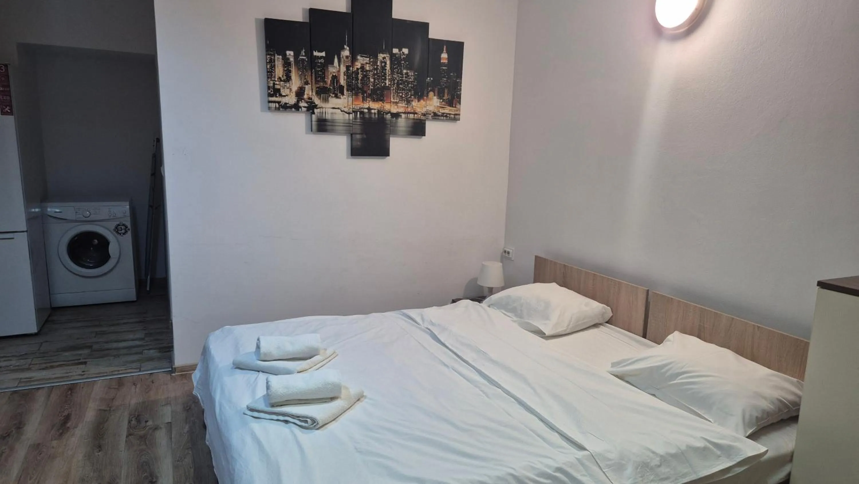 Bed in Aparthotel Metropol